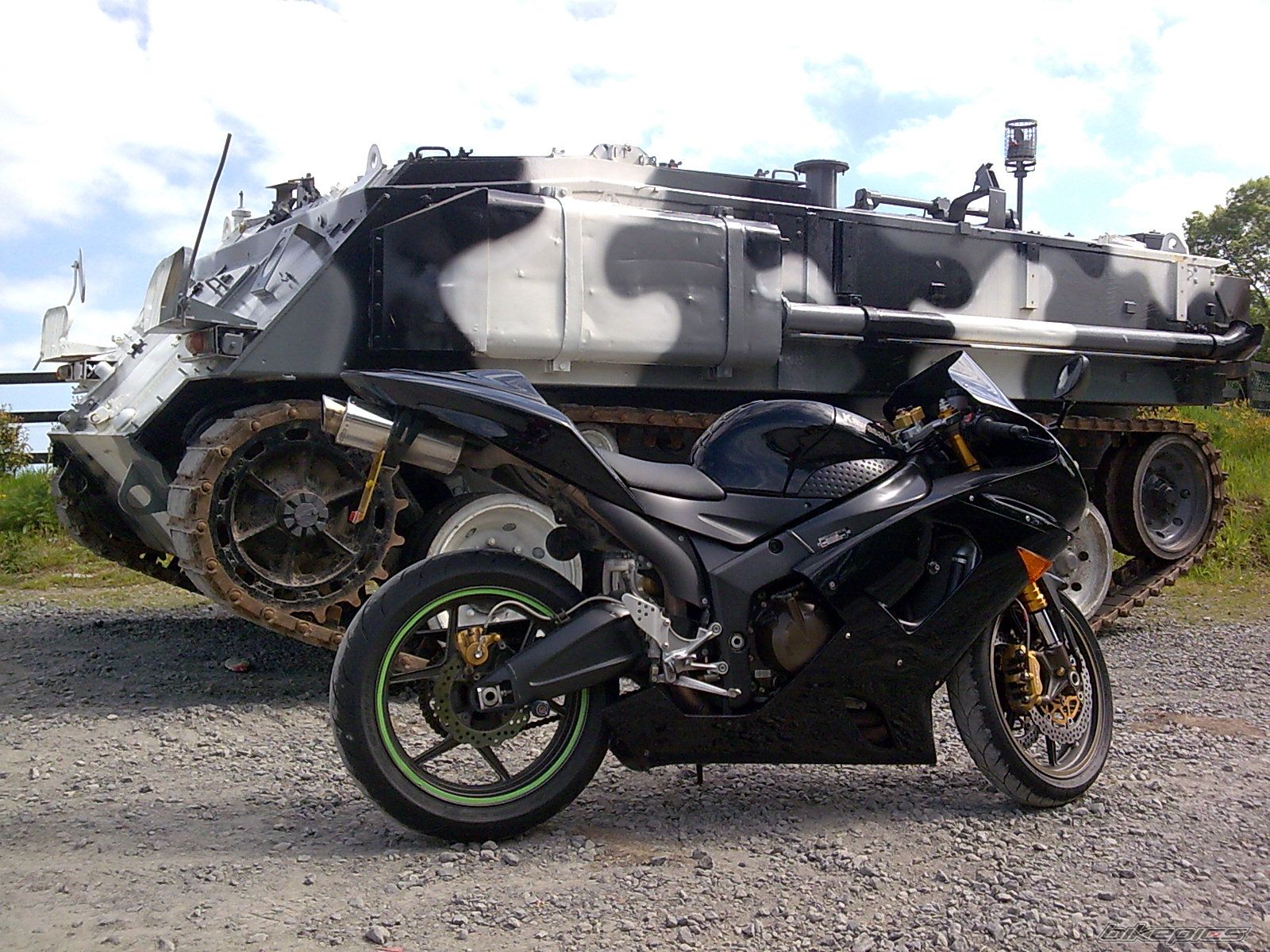 Photo 1682898