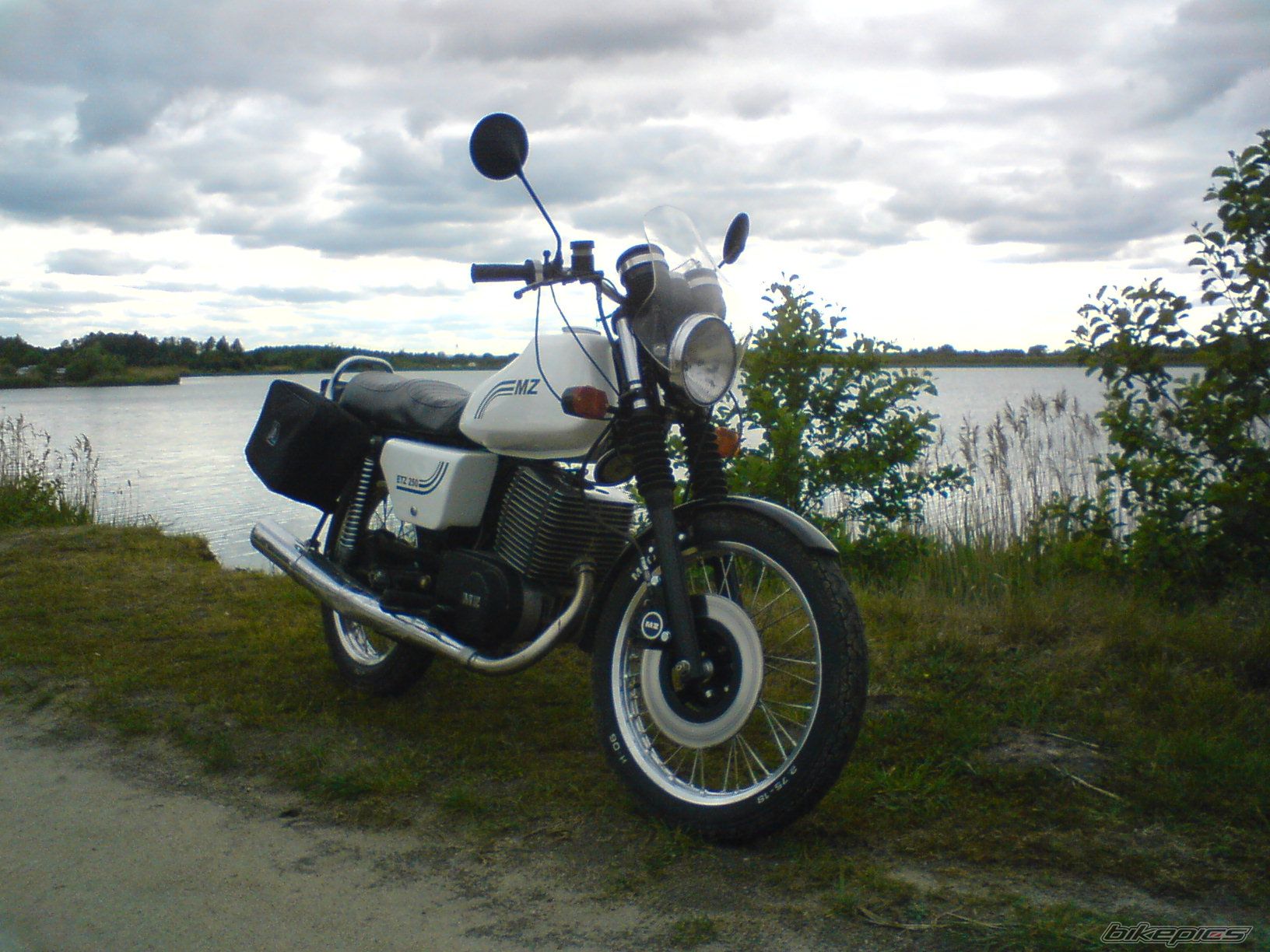 Photo 1682905