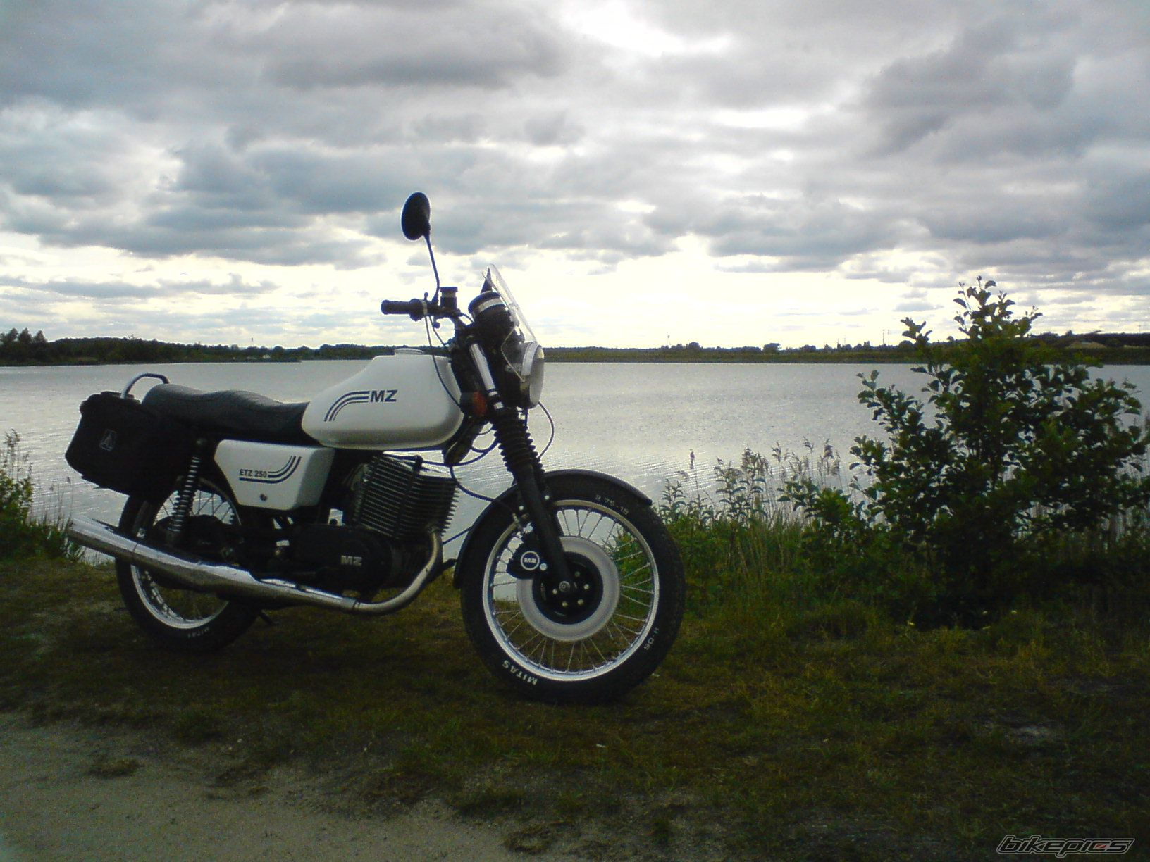 Photo 1682906