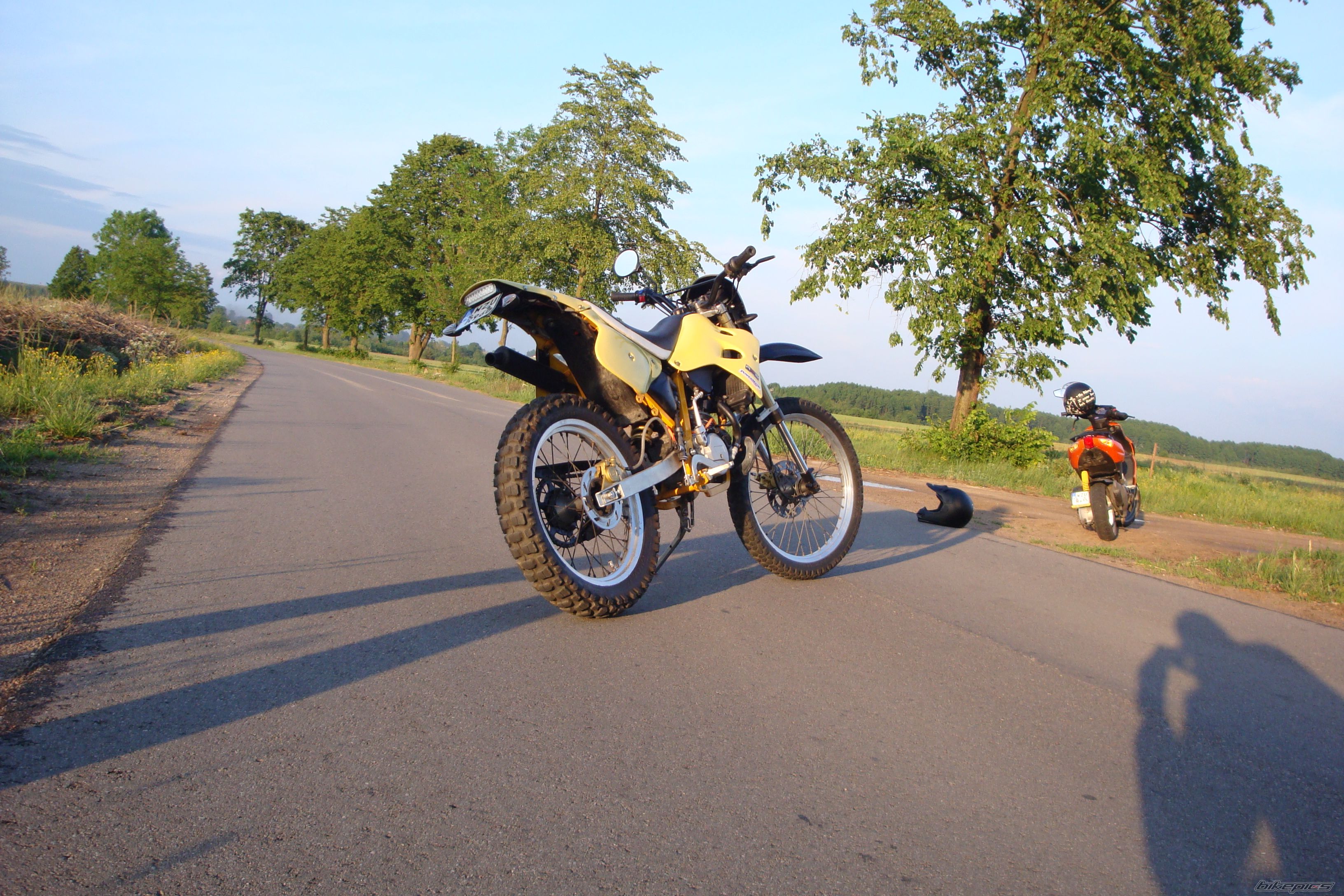 Bike Photo 1683170