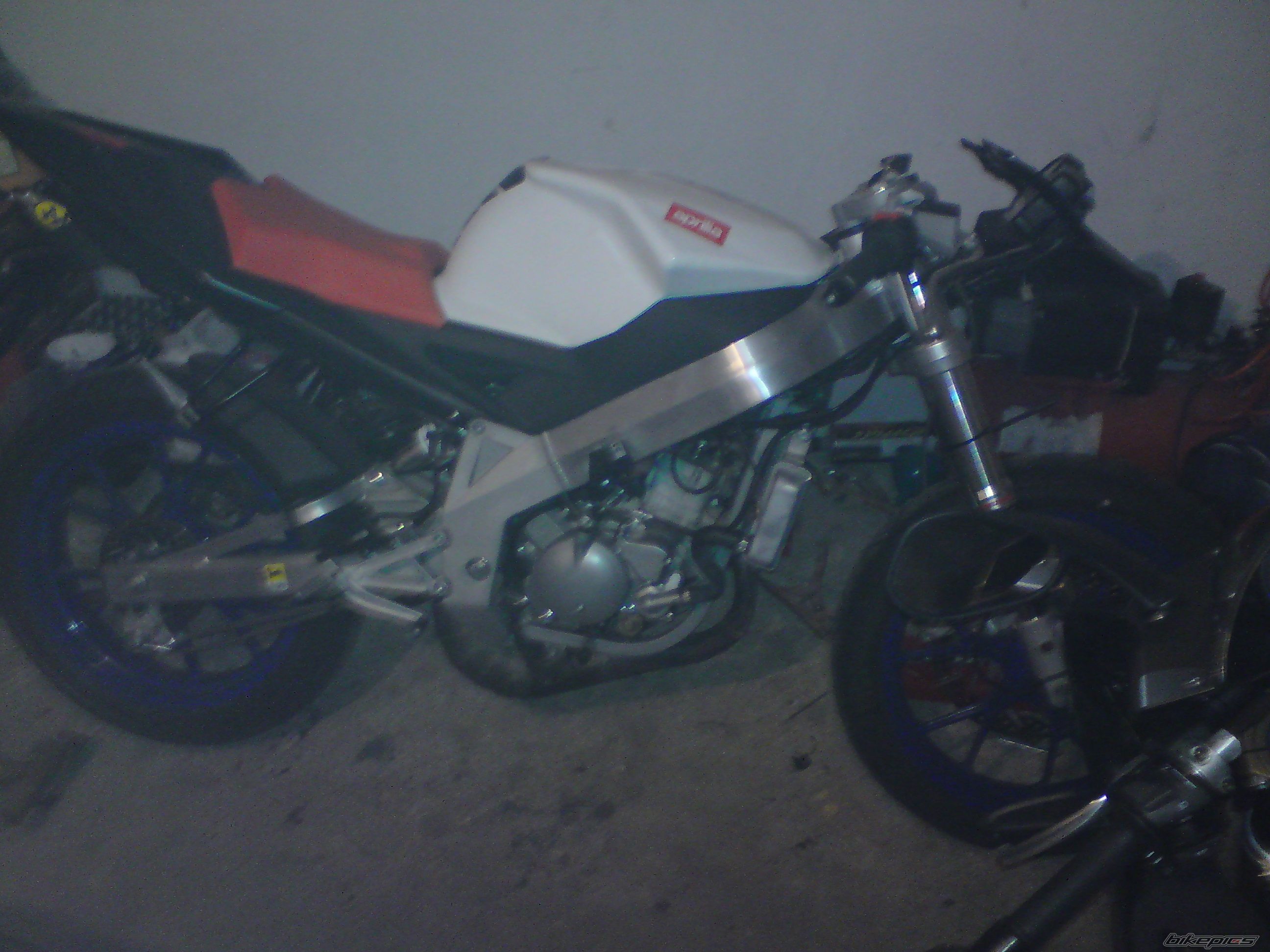 Bike Photo 1683446