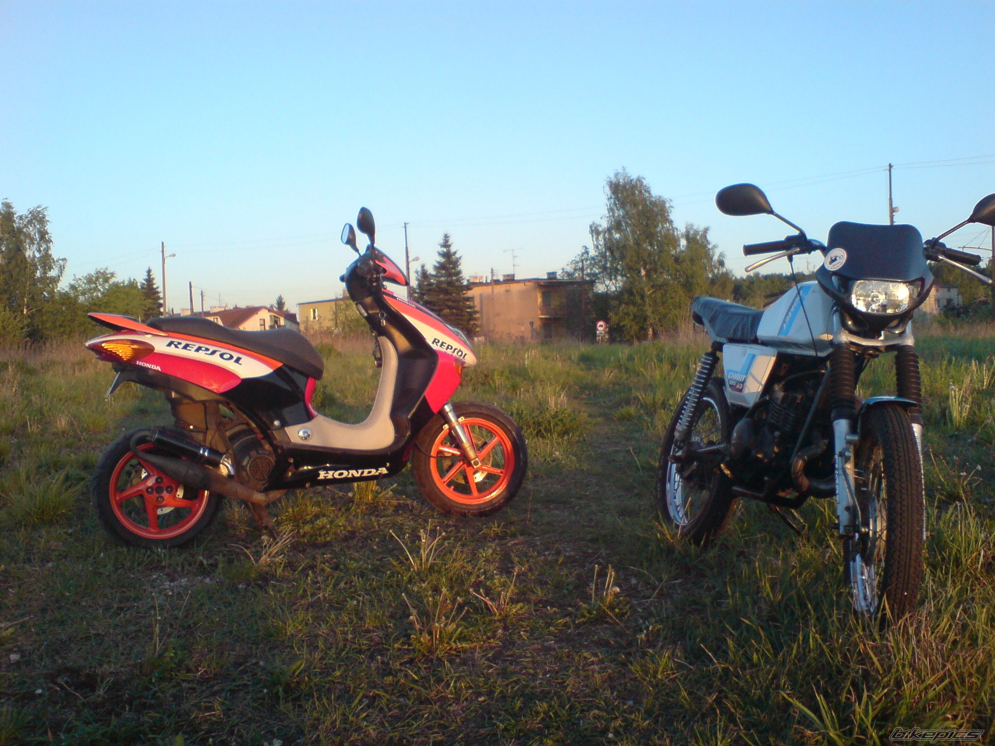 Bike Photo 1683456