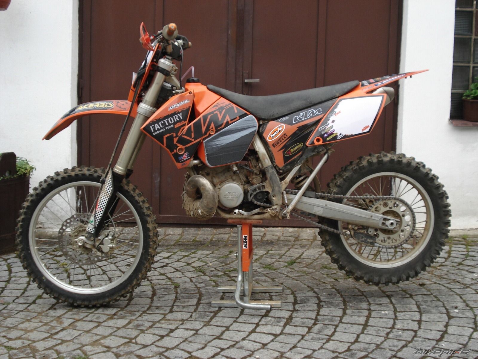 Photo 1683774