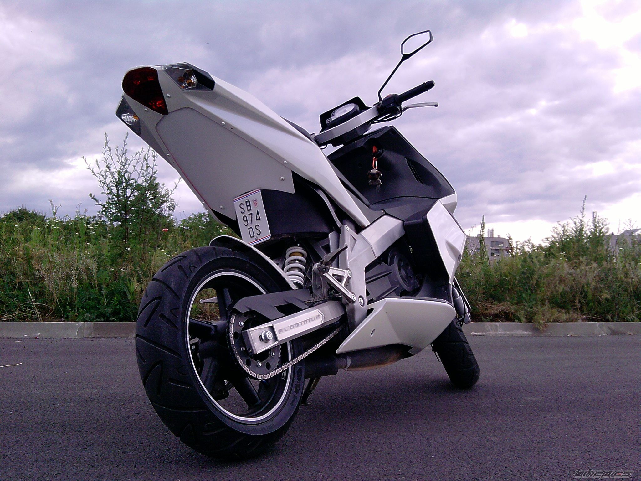 Photo 1683912