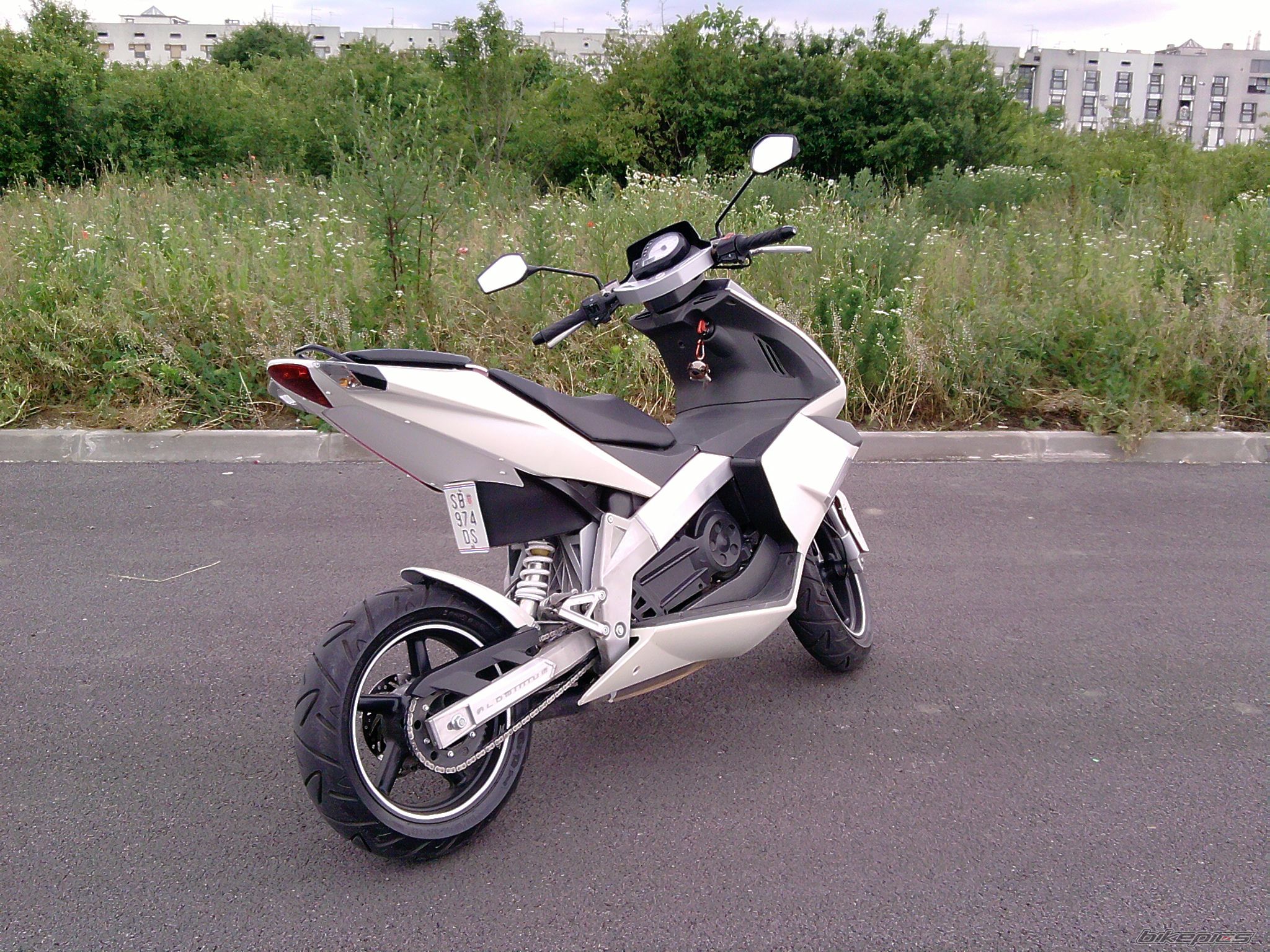 Photo 1683937