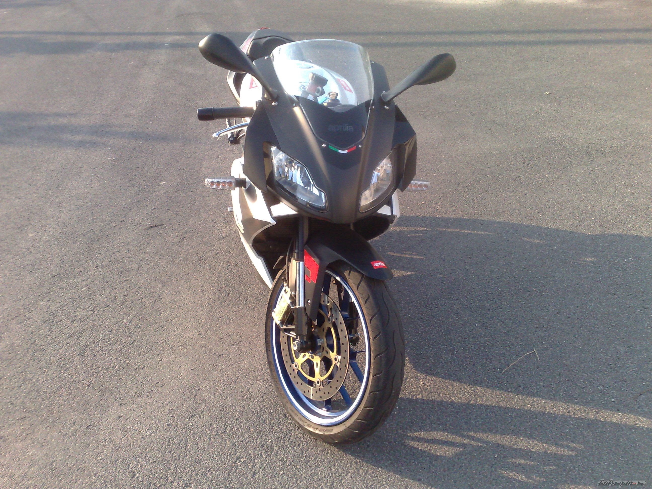 Photo 1684051