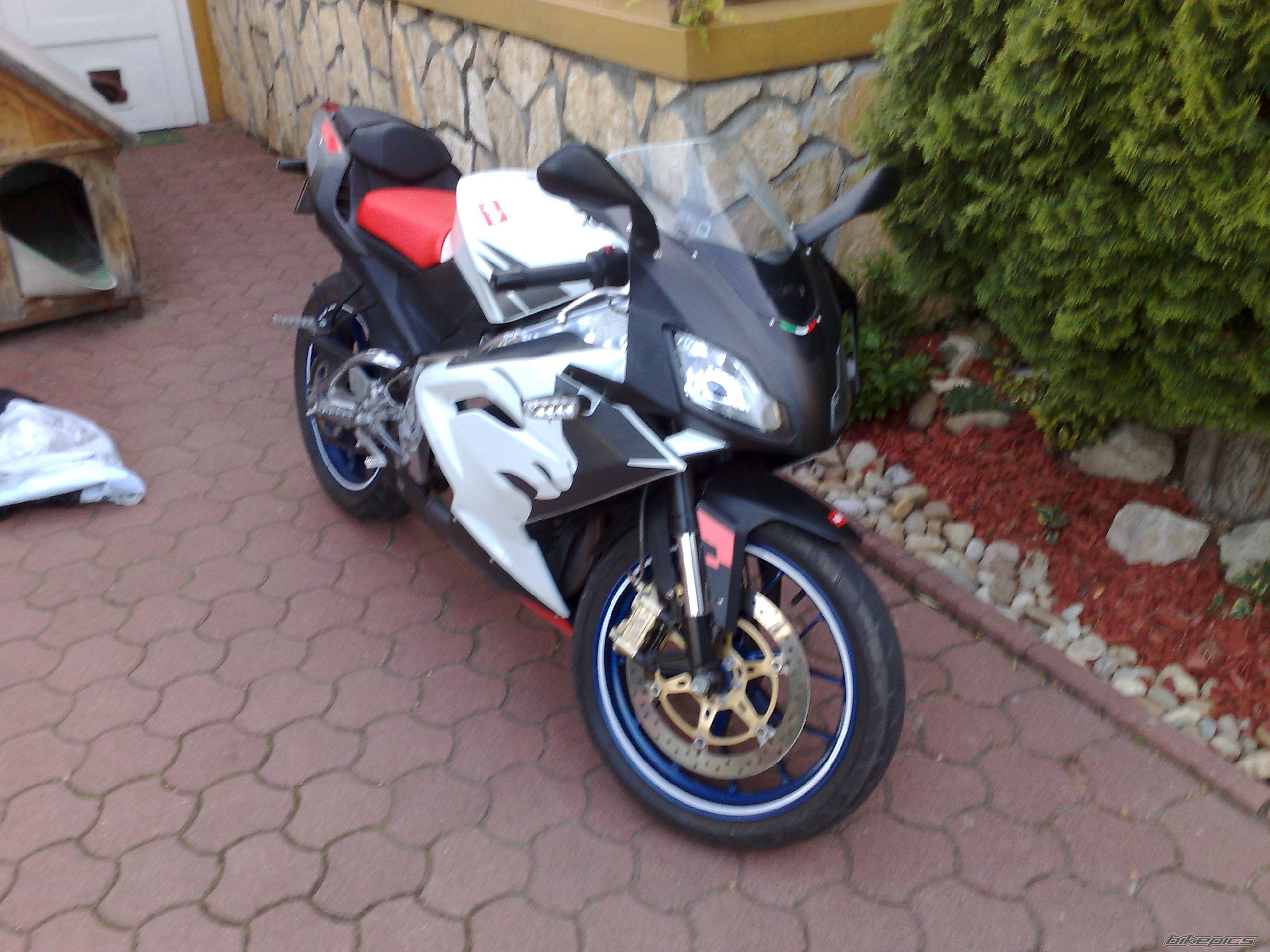 Photo 1684061