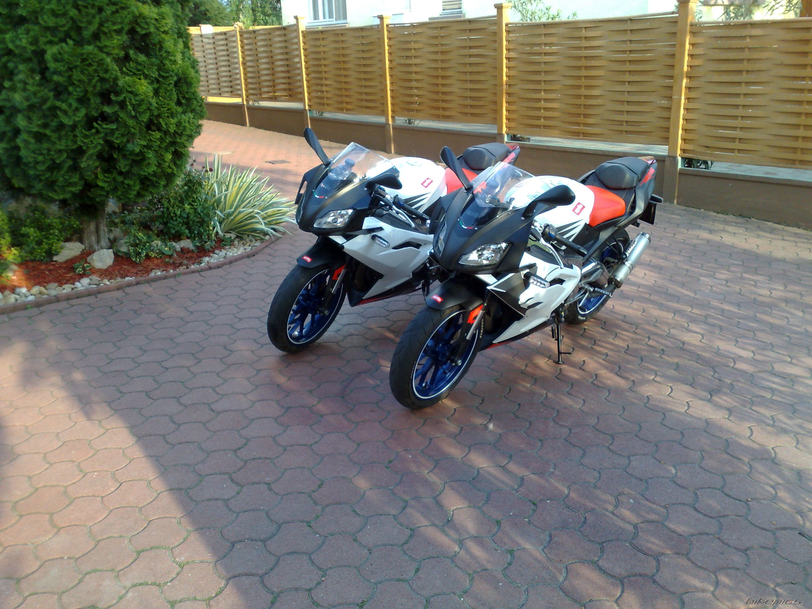 Photo 1684079