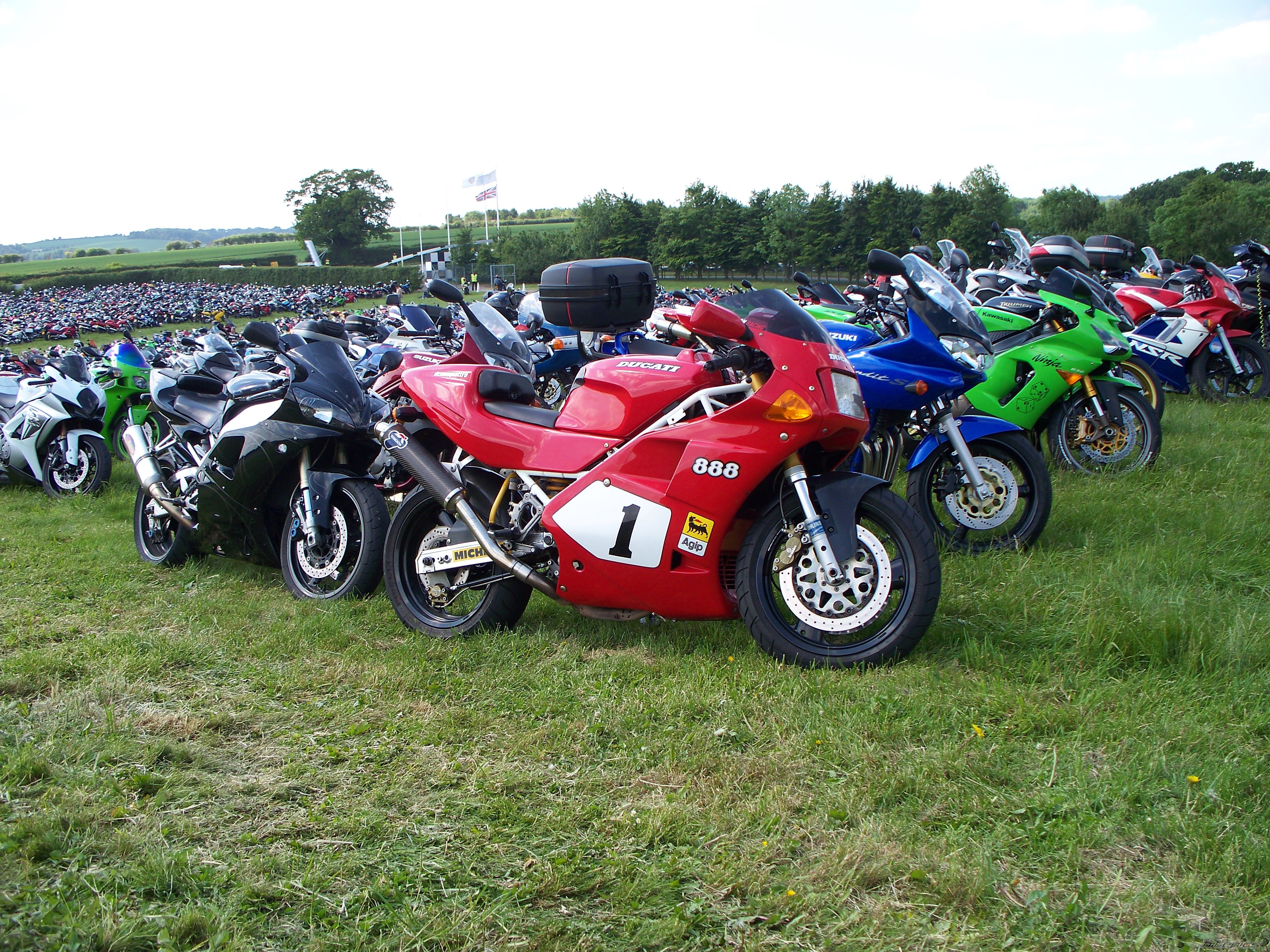 Bike Photo 1684142