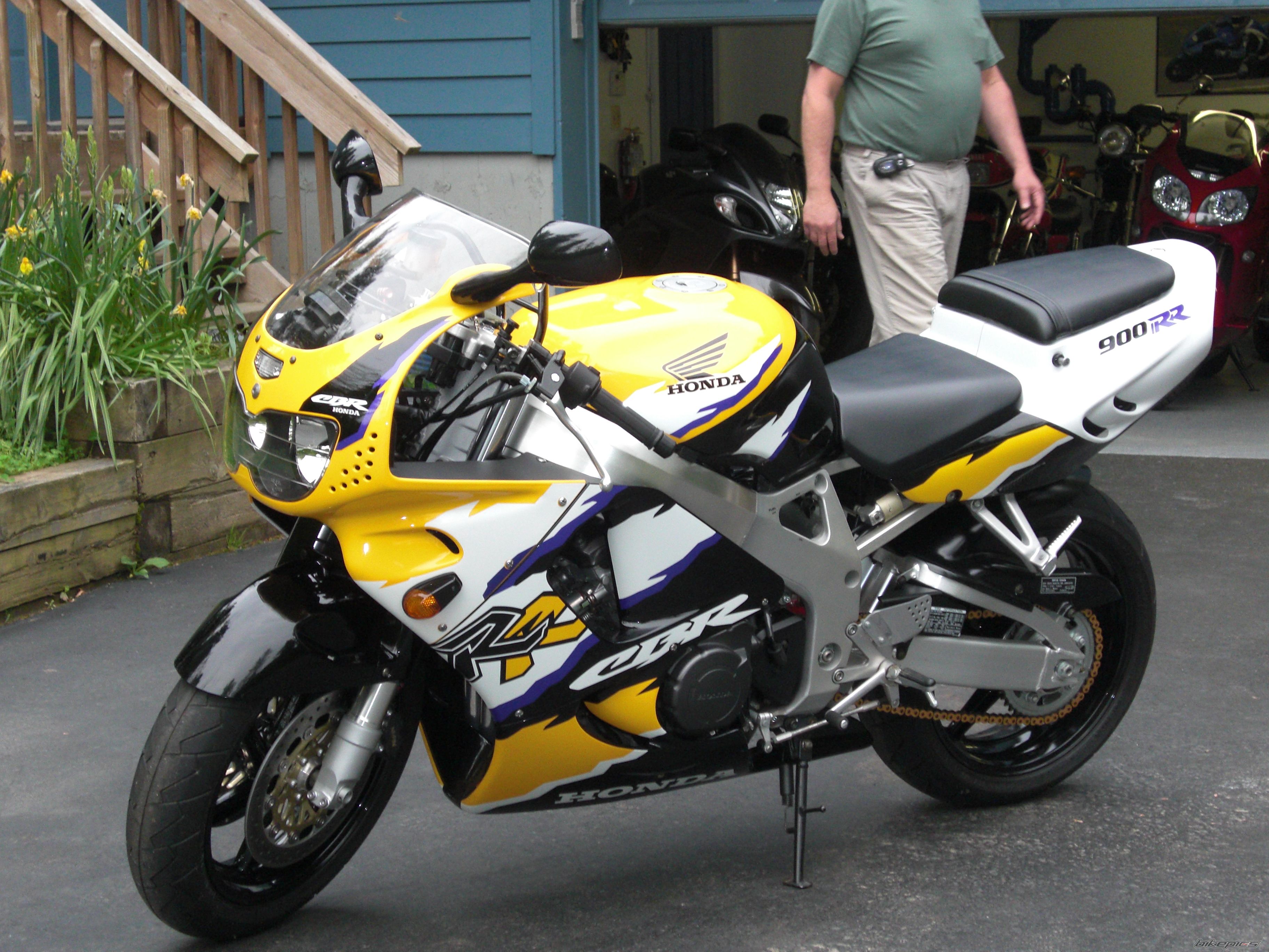 Bike Photo 1684411