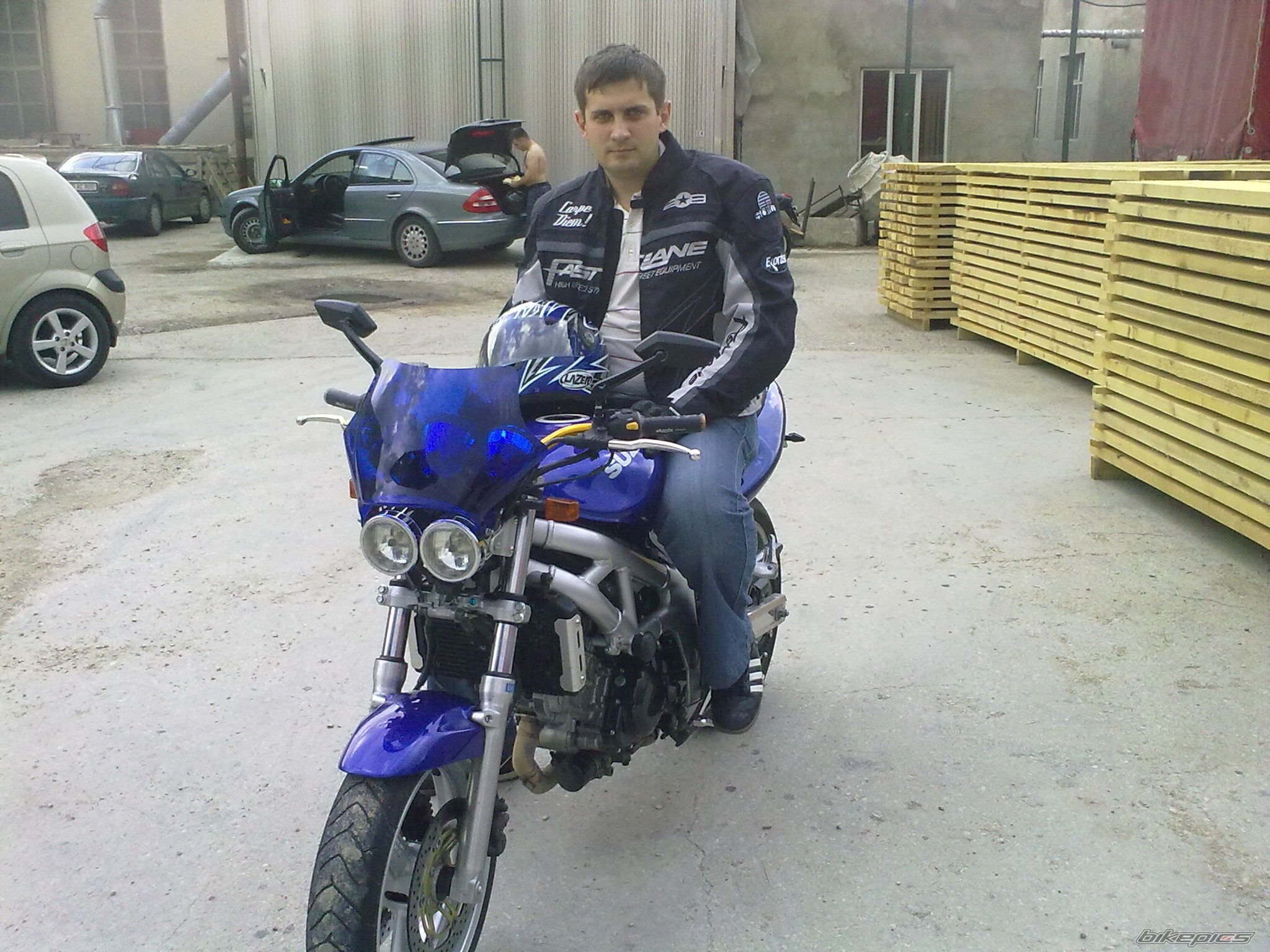 Photo 1684457