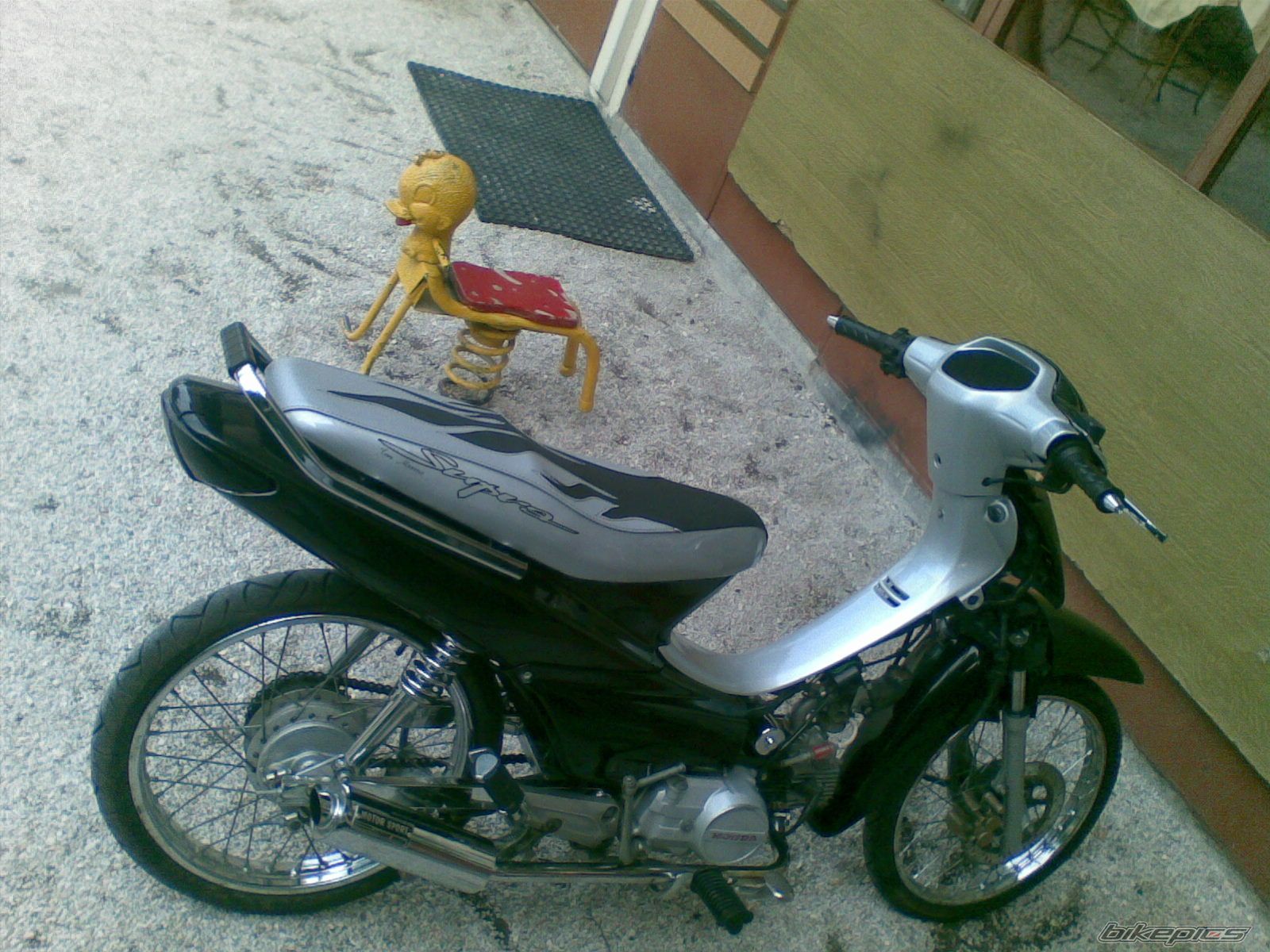 Photo 1684791