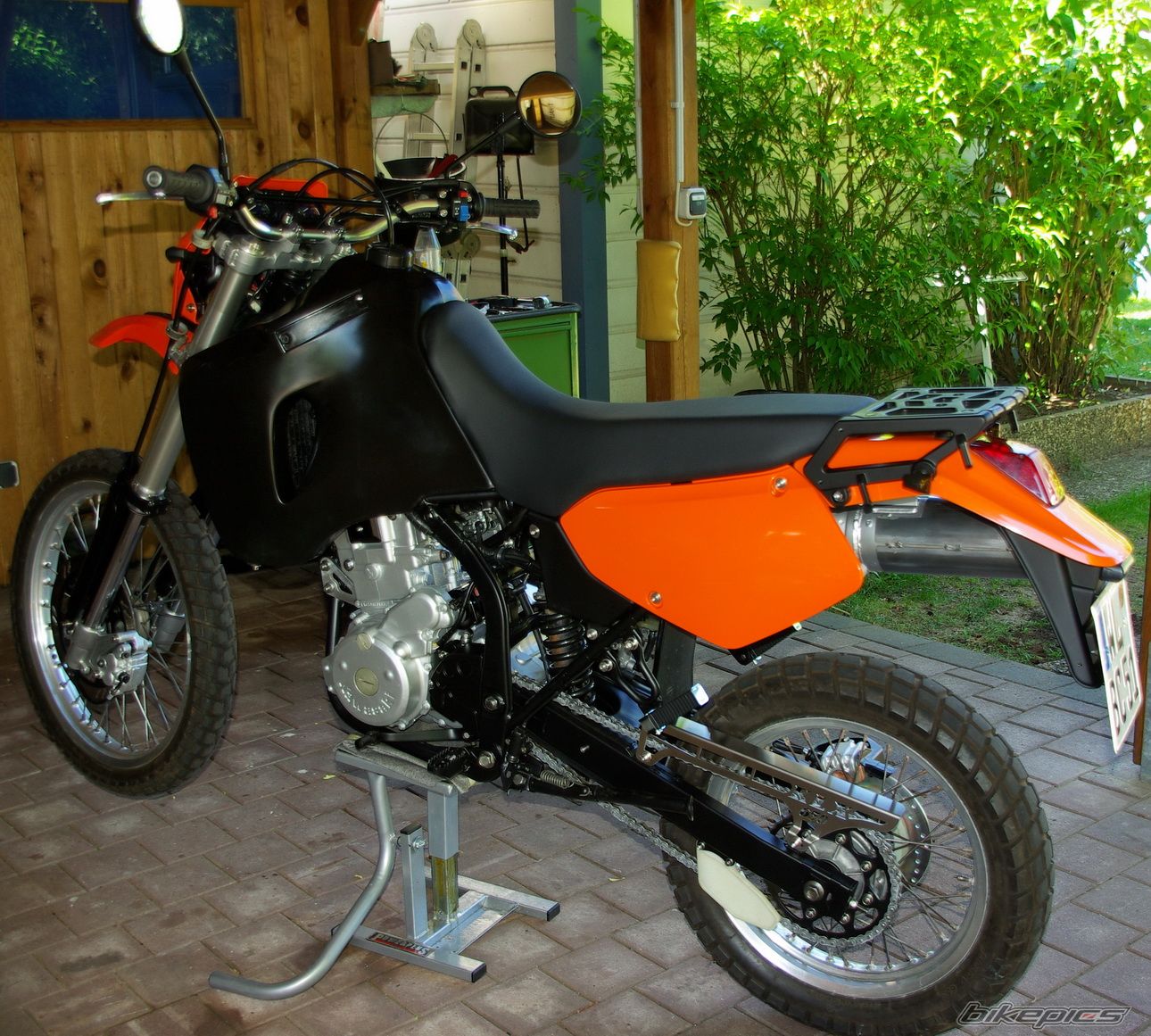 Photo 1685141