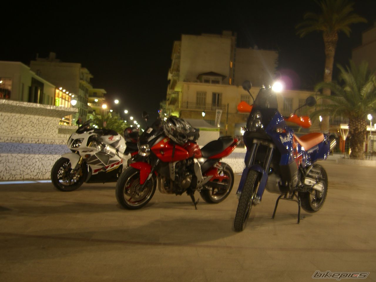 Photo 1685563
