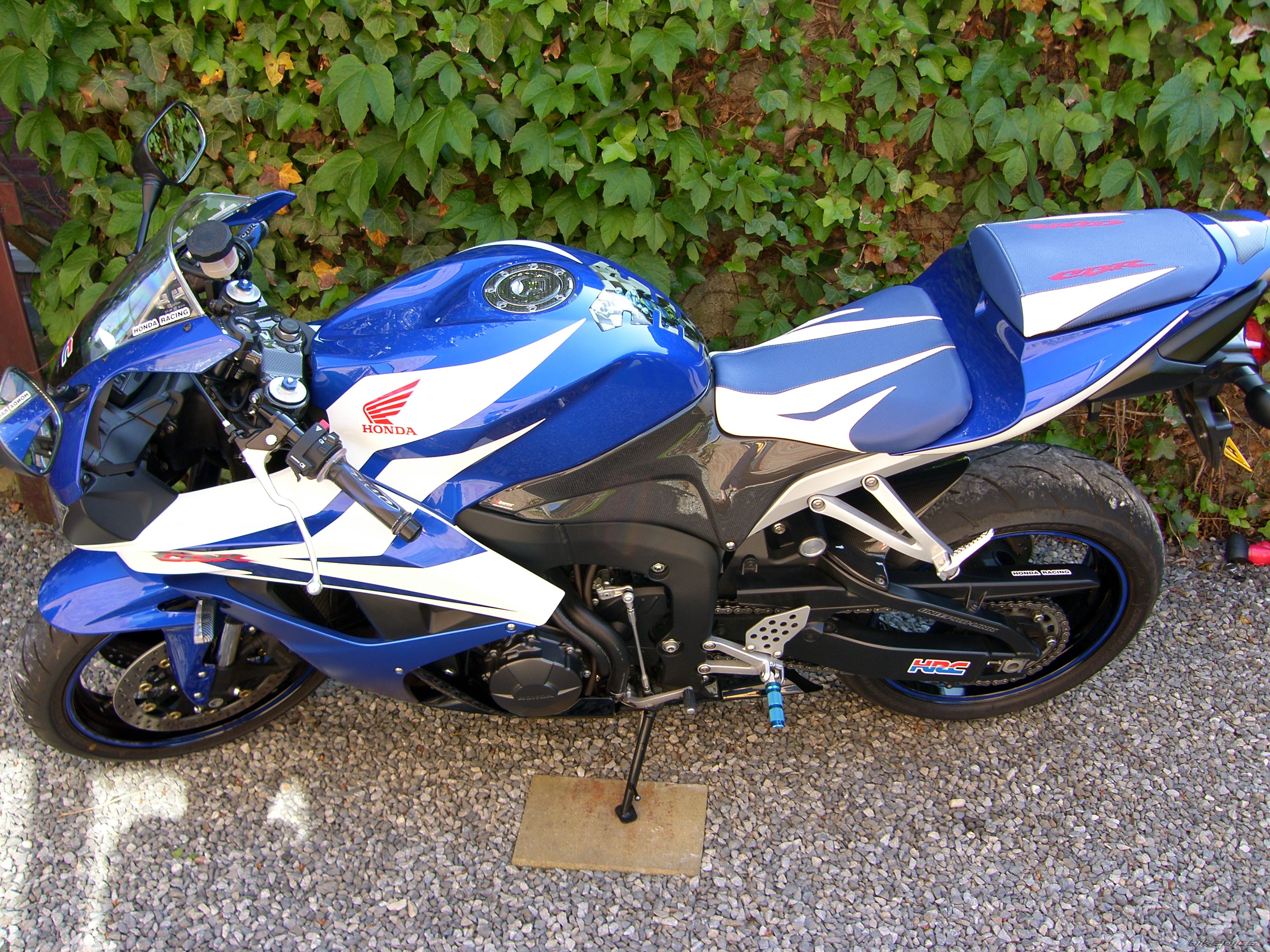Bike Photo 1685778