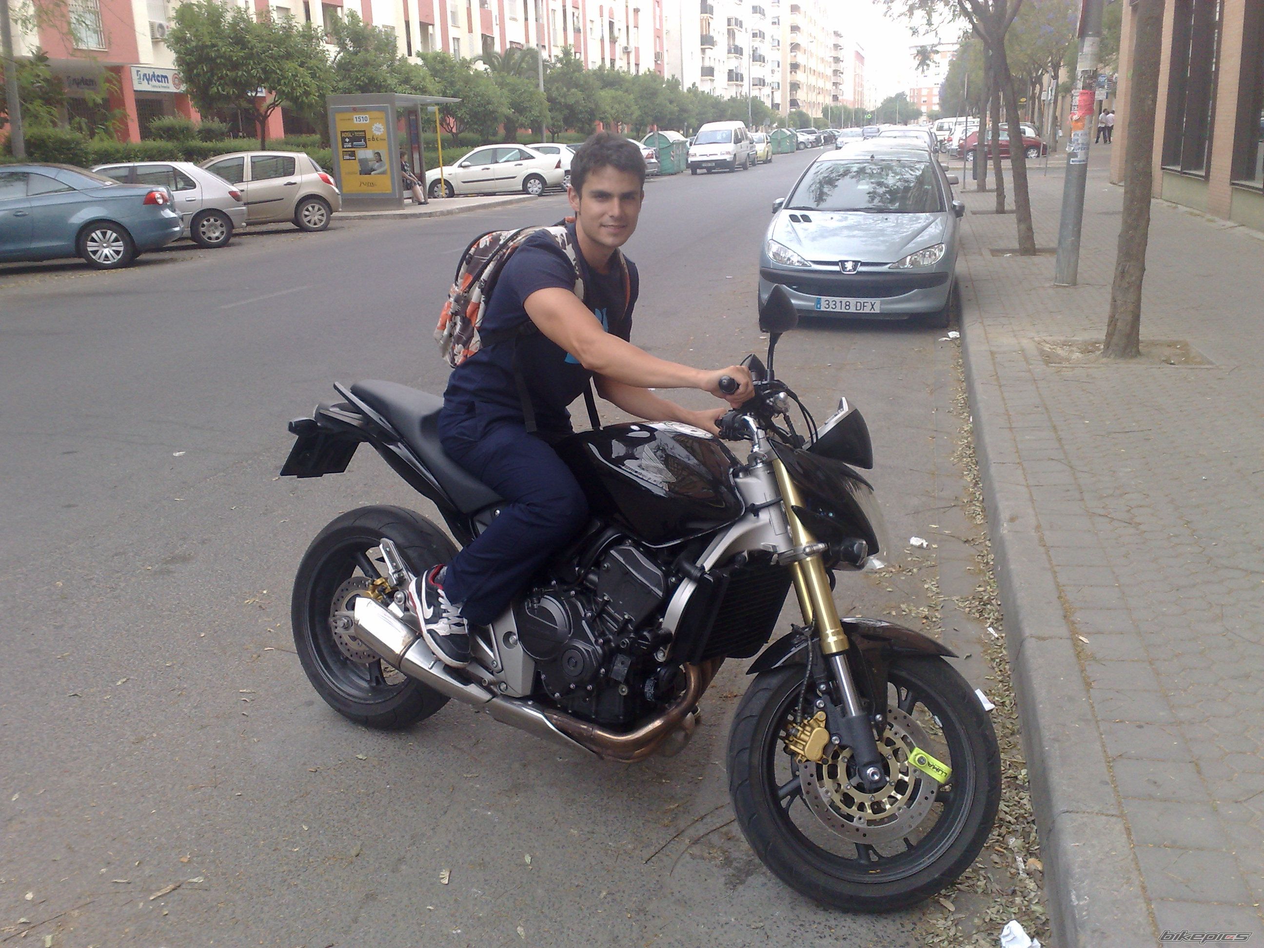 Photo 1685882