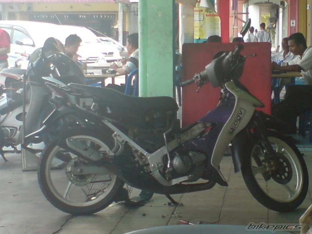 Photo 1686123