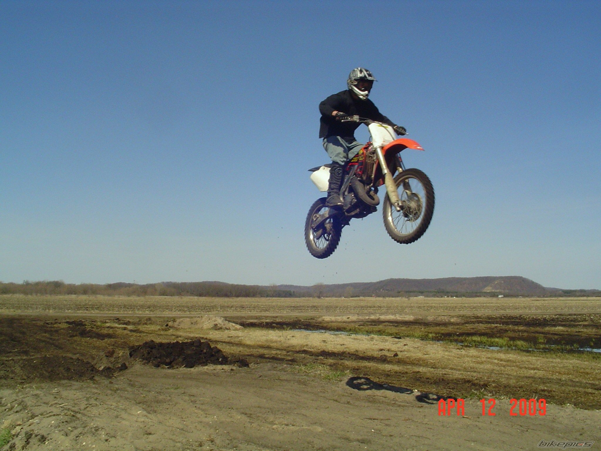 Photo 1686244