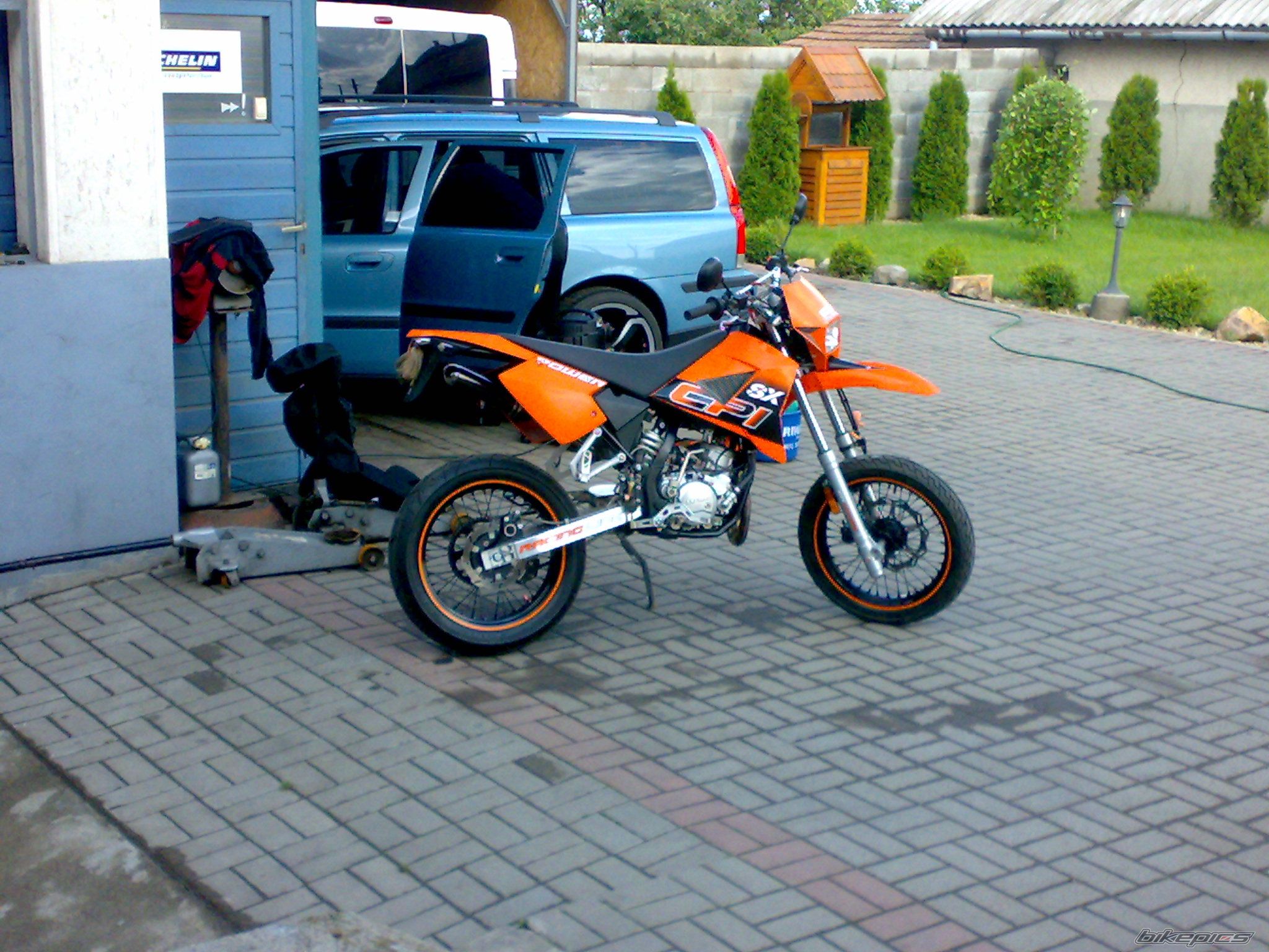 Photo 1686757