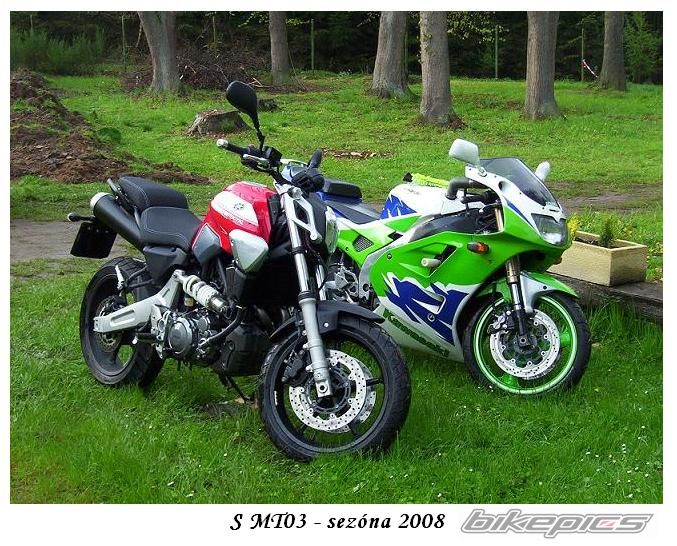 Photo 1687117