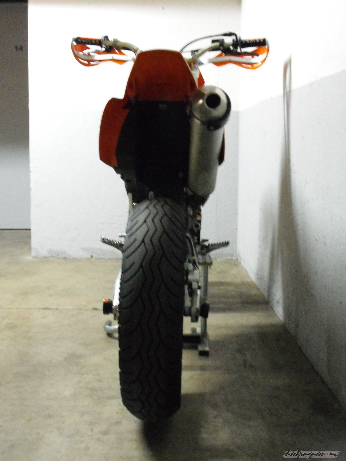 Photo 1687156