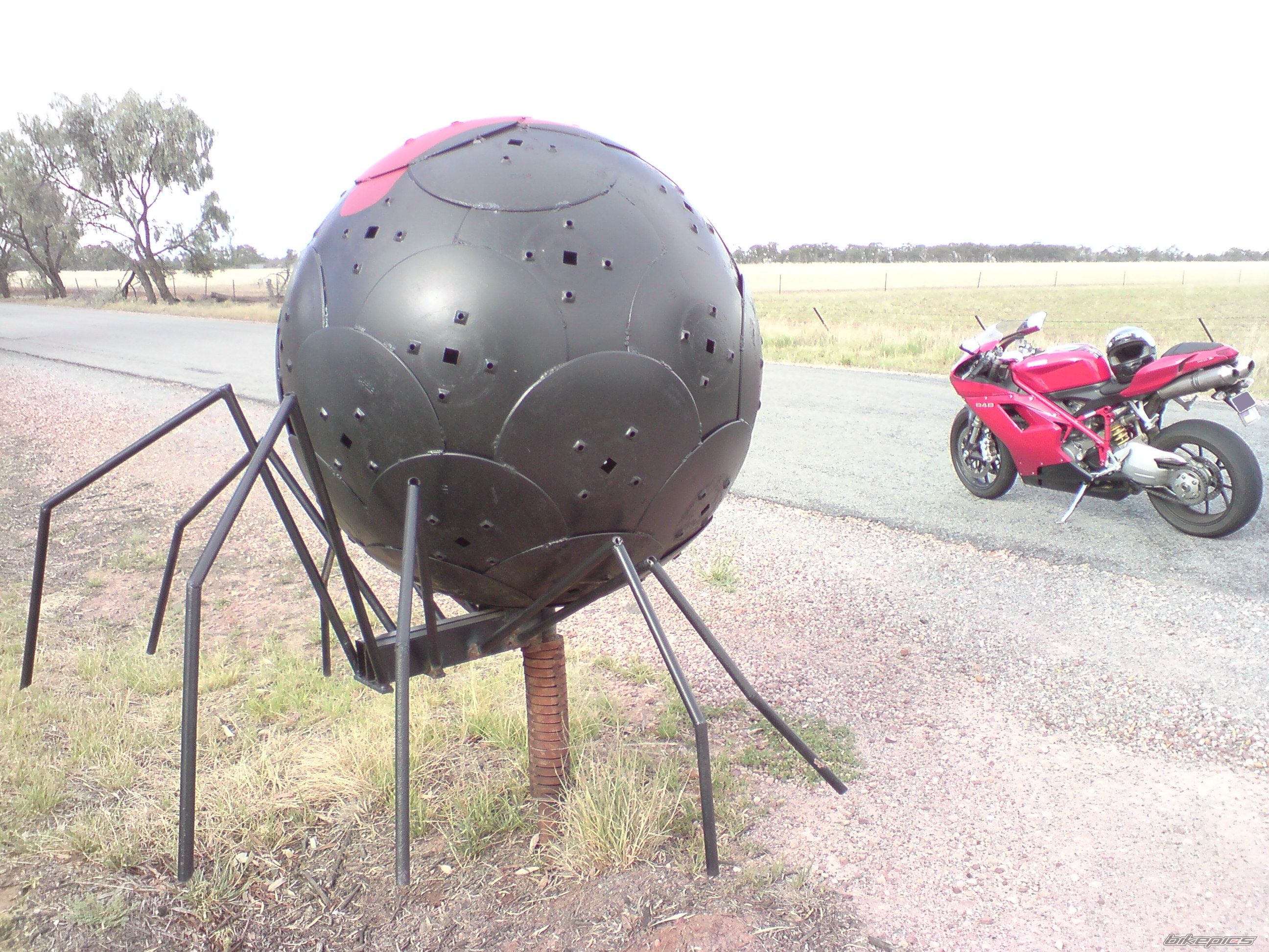 Bike Photo 1687213