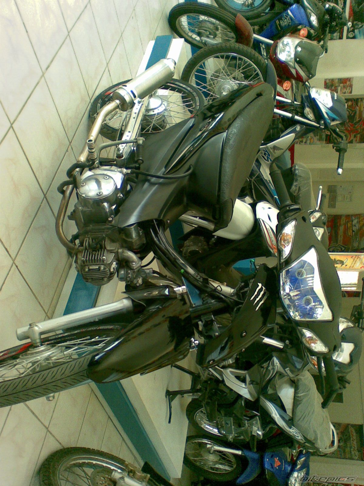 Bike Photo 1687367