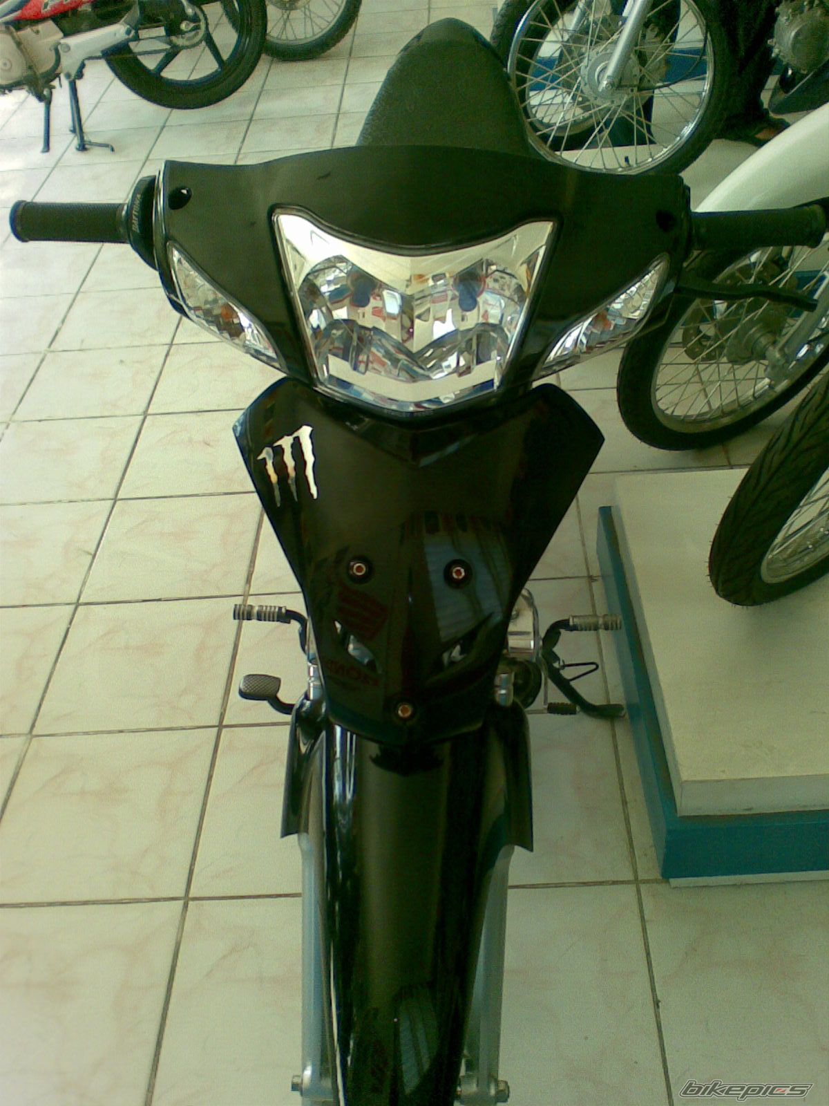 Bike Photo 1687370