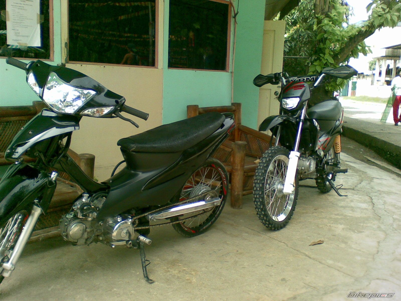 Photo 1687374