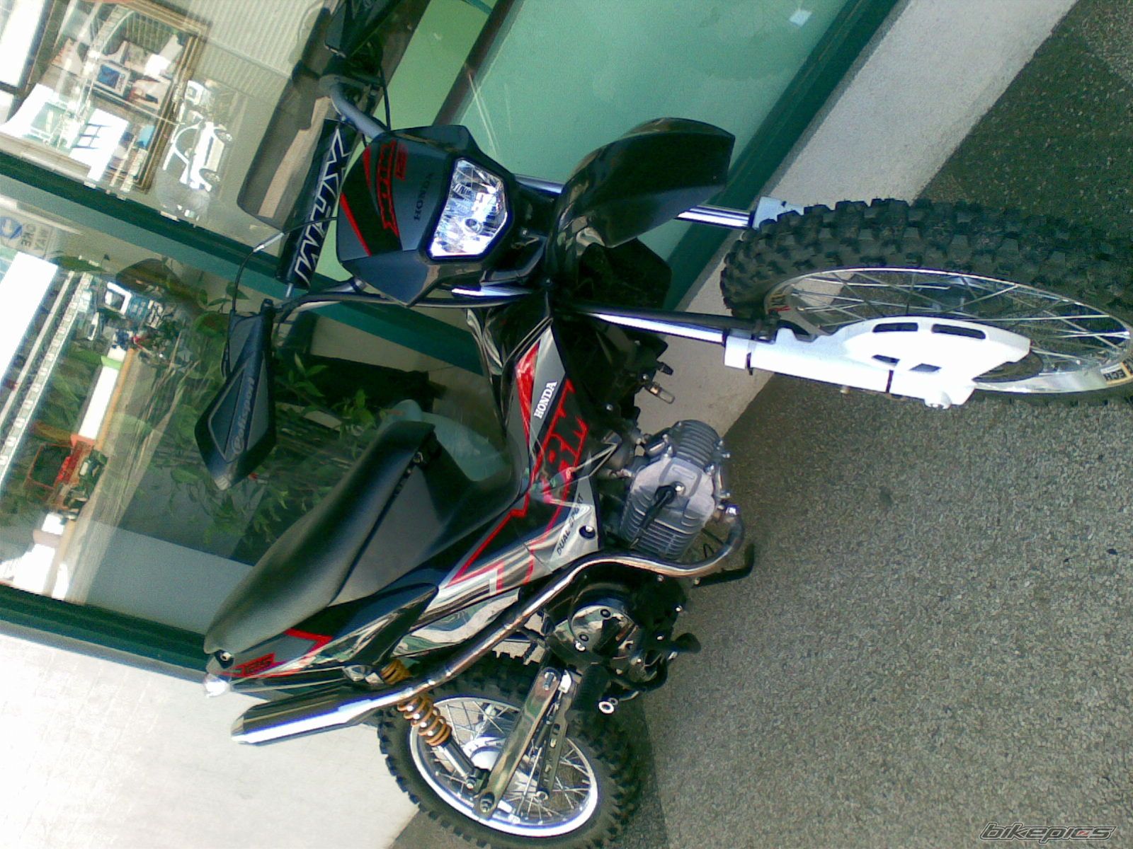 Photo 1687379