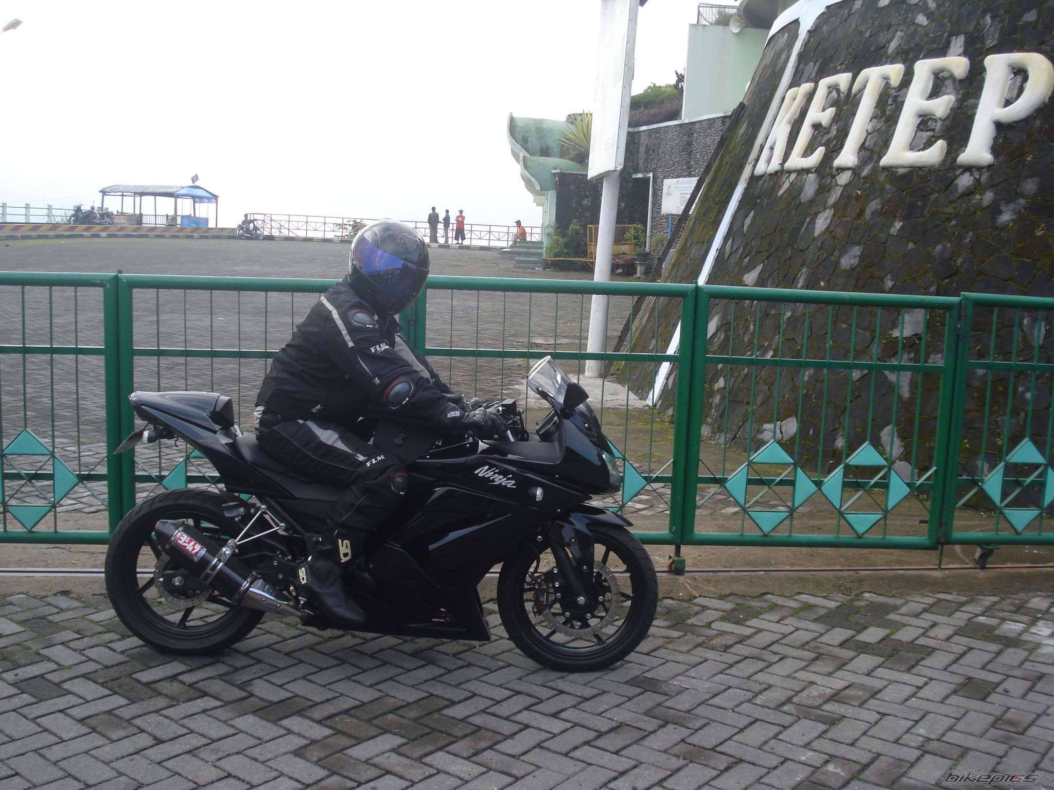 Photo 1687383