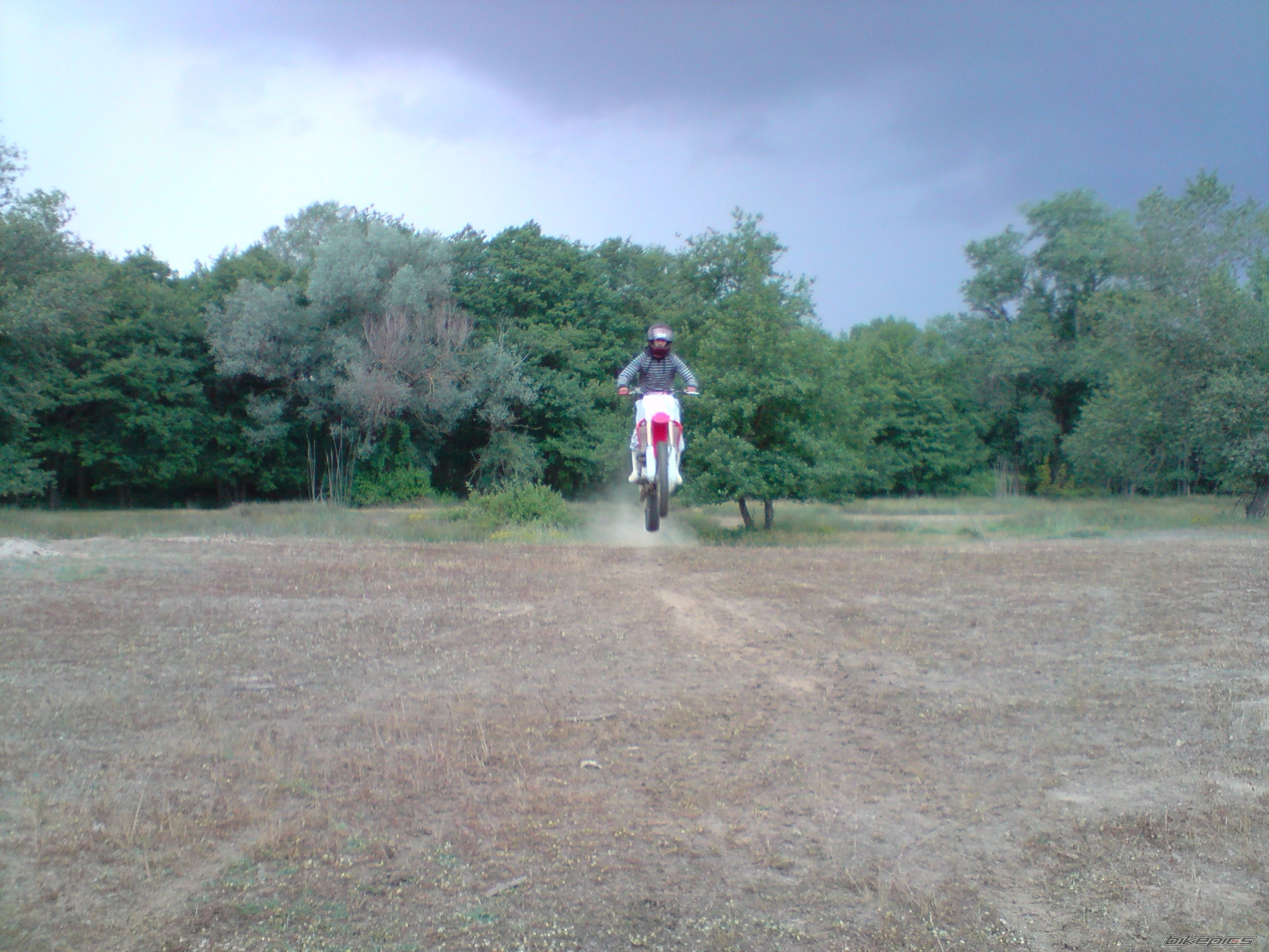 Photo 1687418