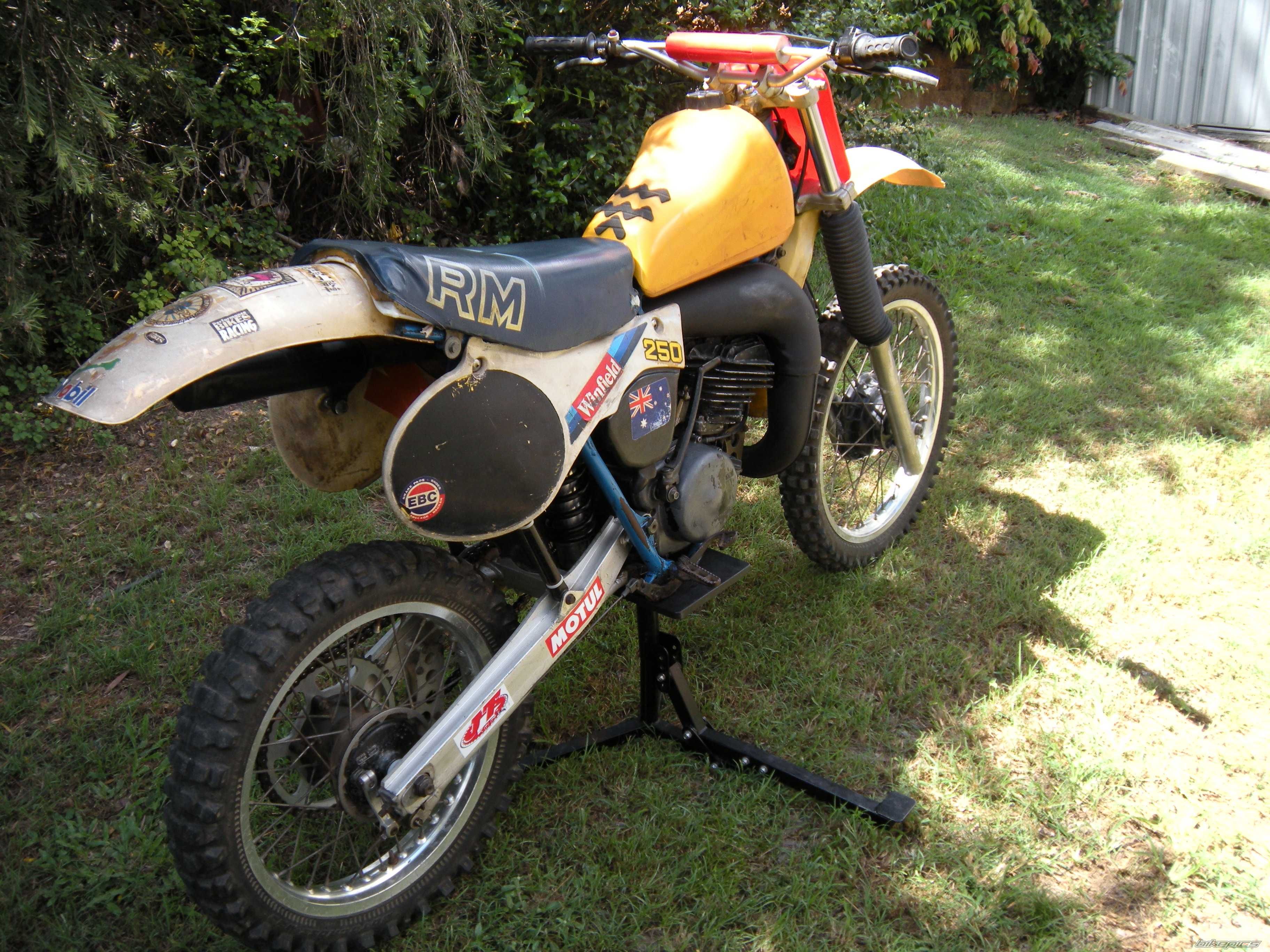 Photo 1687447