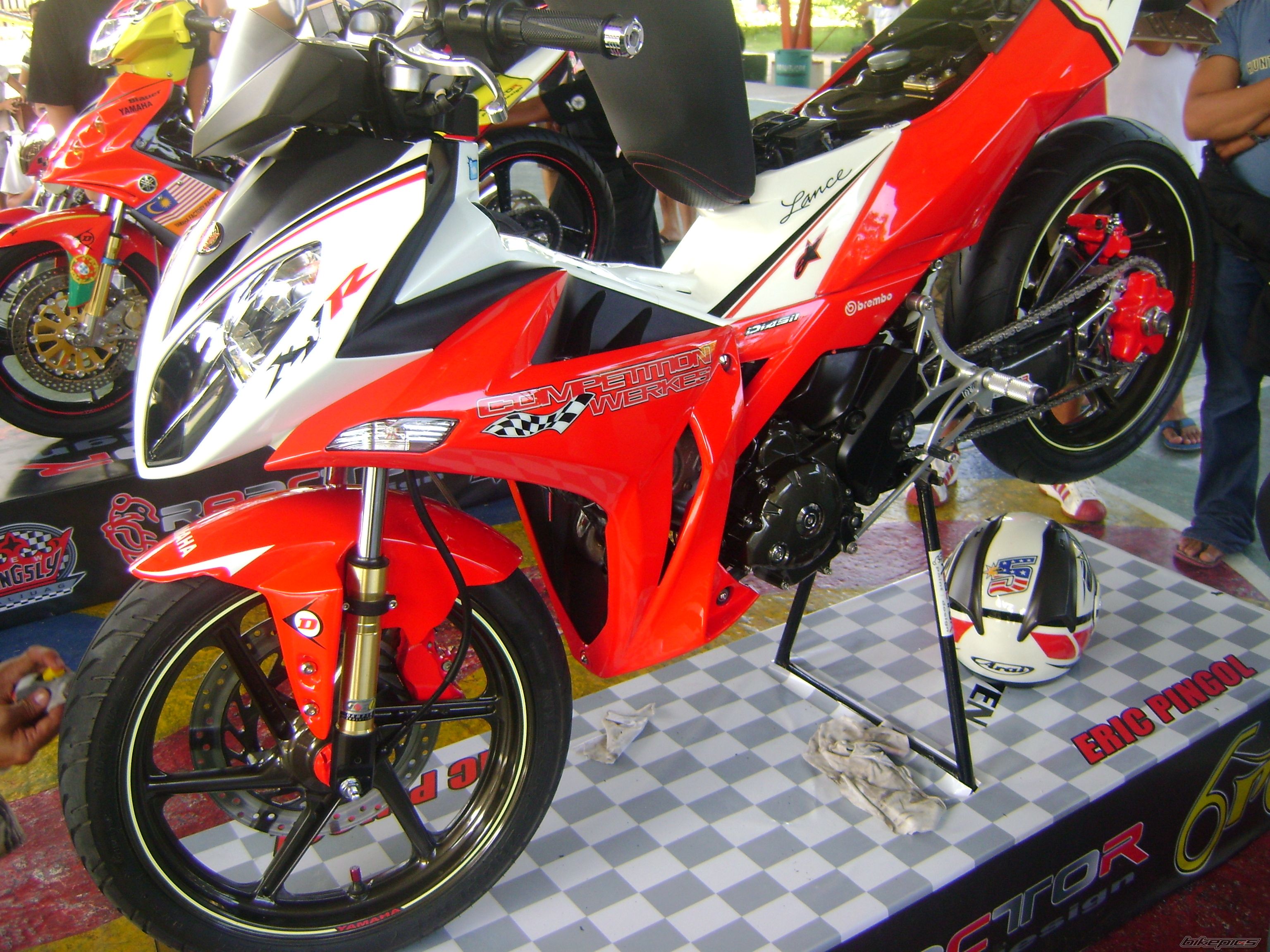 Bike Photo 1687551