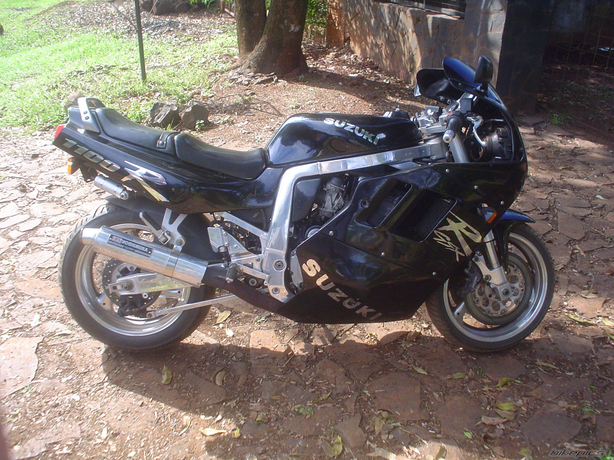 Bike Photo 1687750