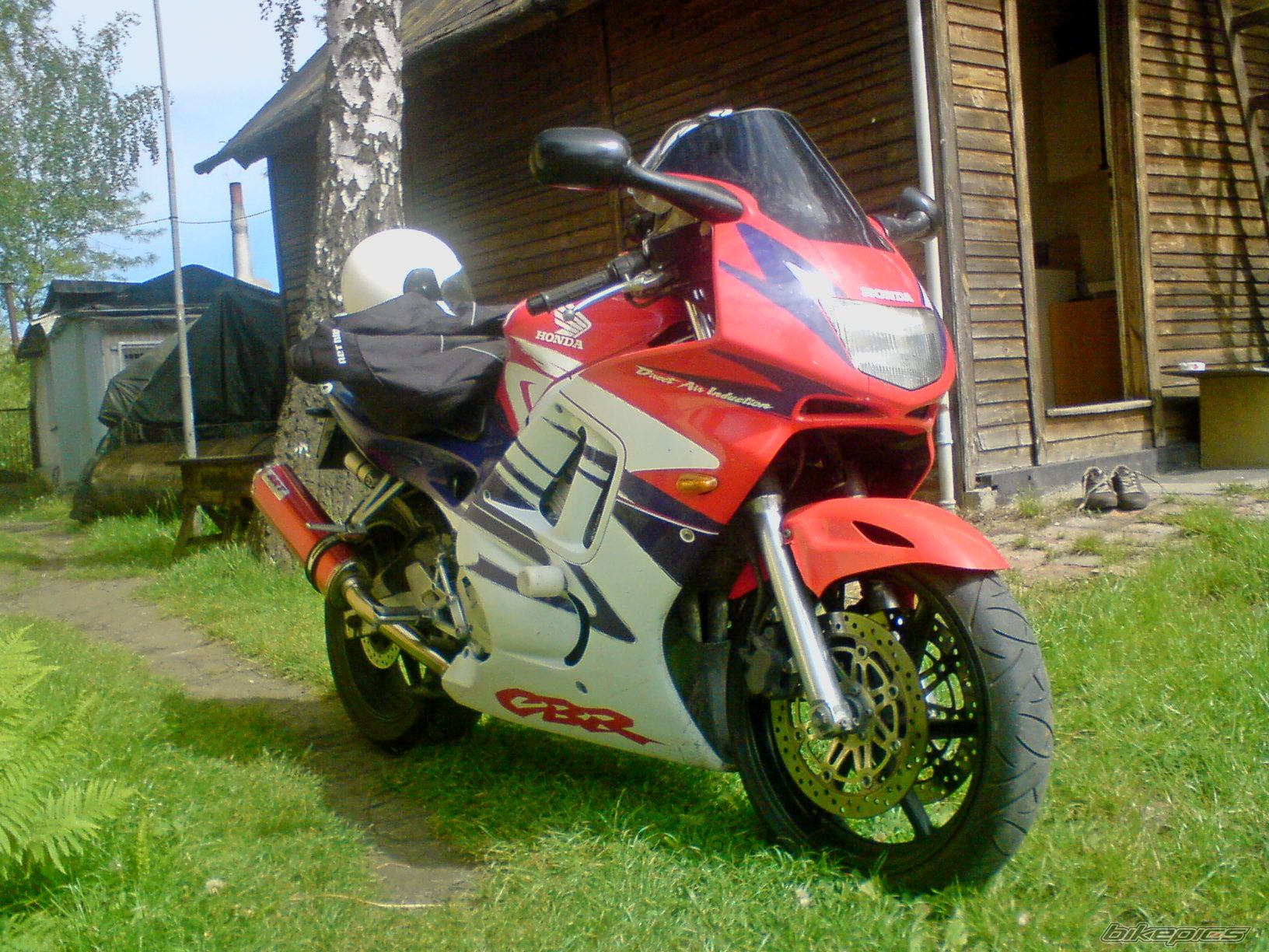 Bike Photo 1687754