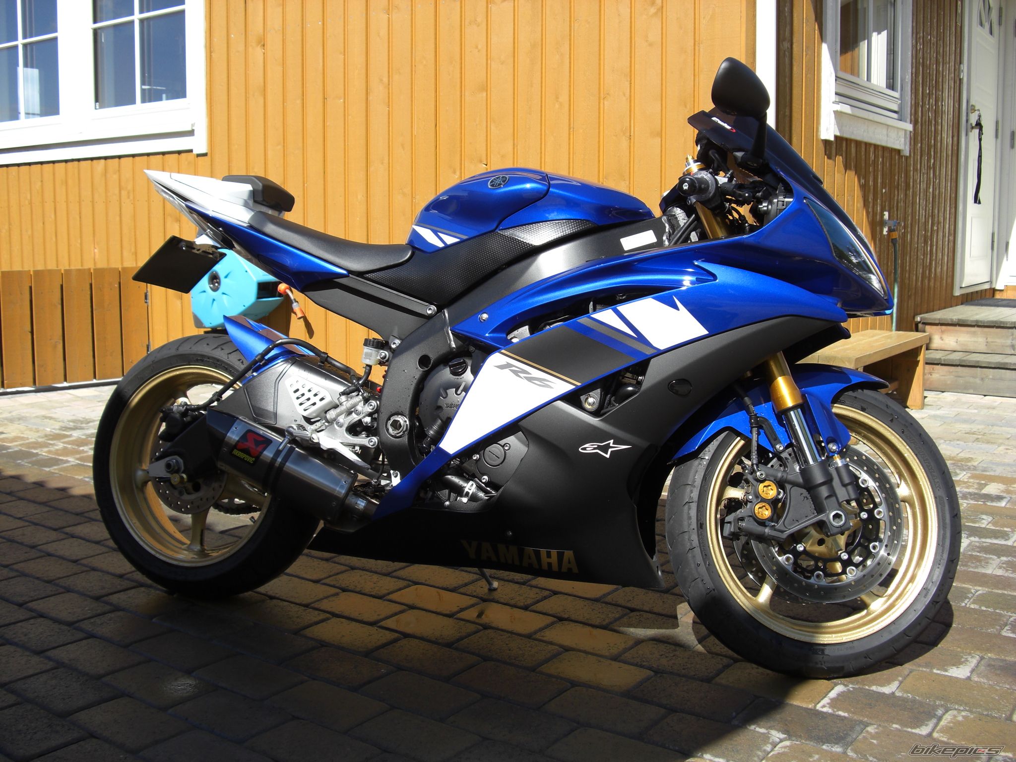 Bike Photo 1687778