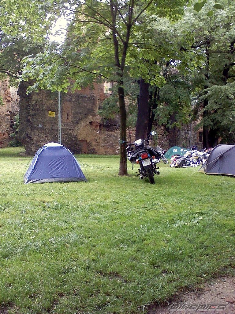 Photo 1687782