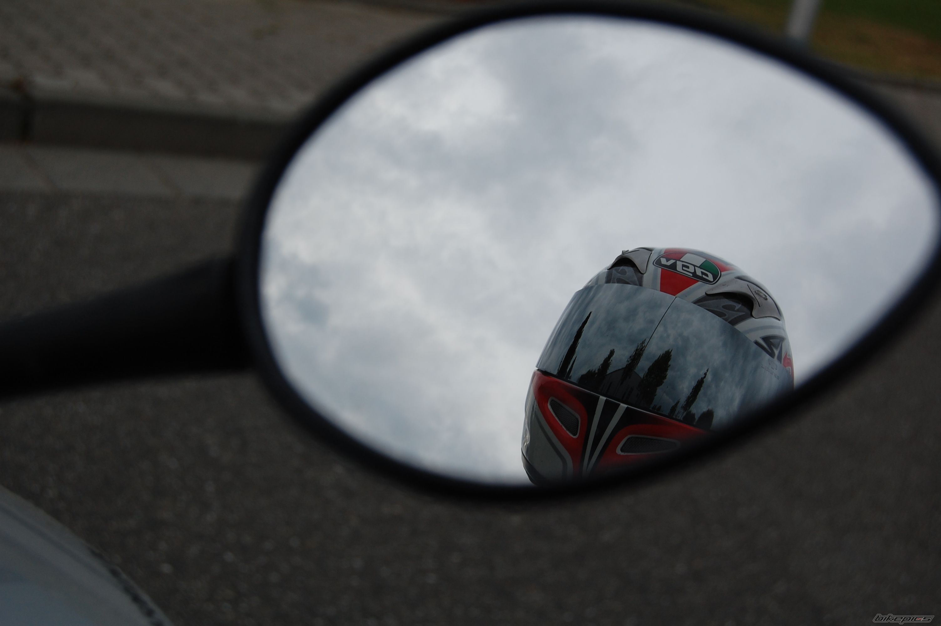 Photo 1687871