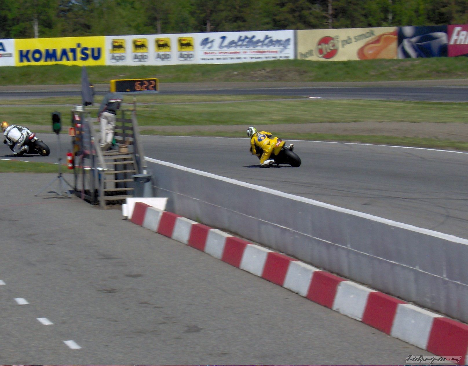 Bike Photo 1687879