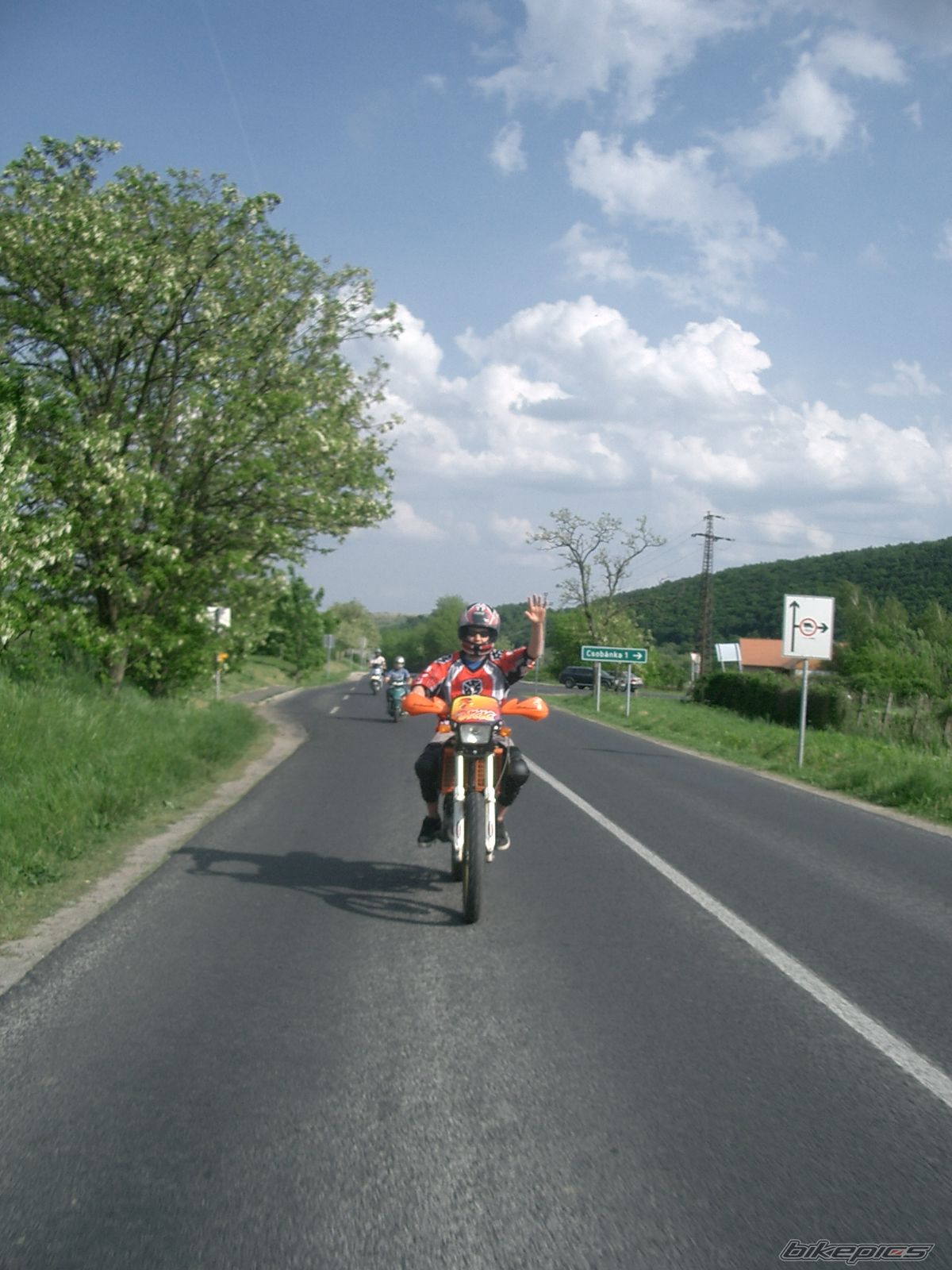 Bike Photo 1687920