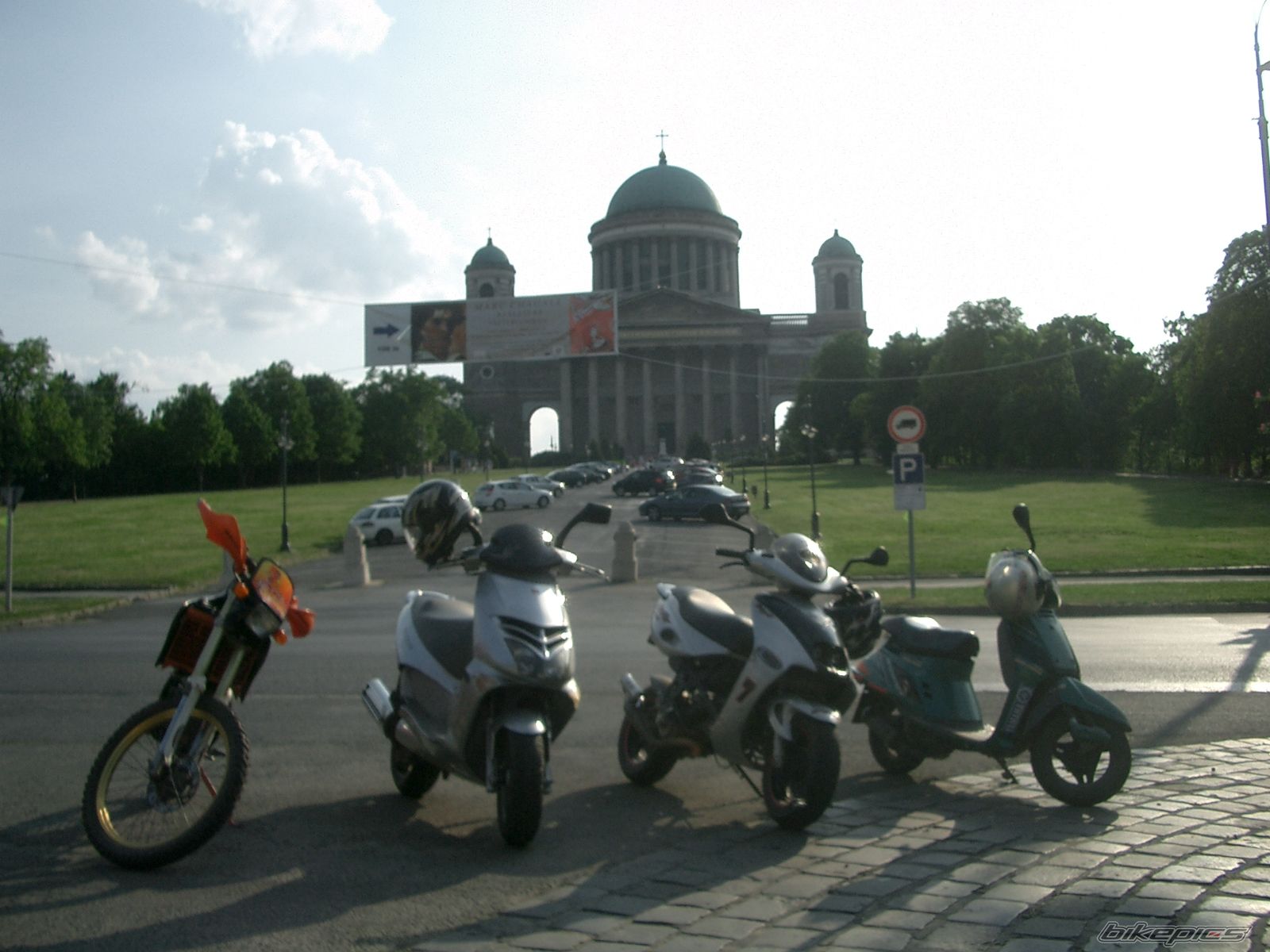 Bike Photo 1687927