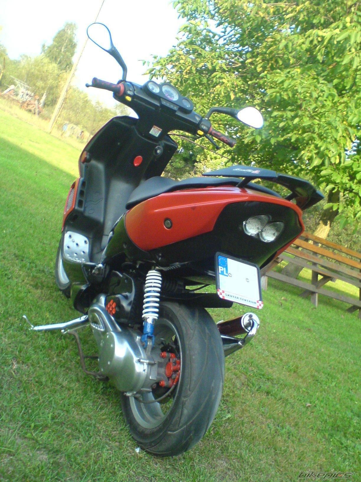 Photo 1688036