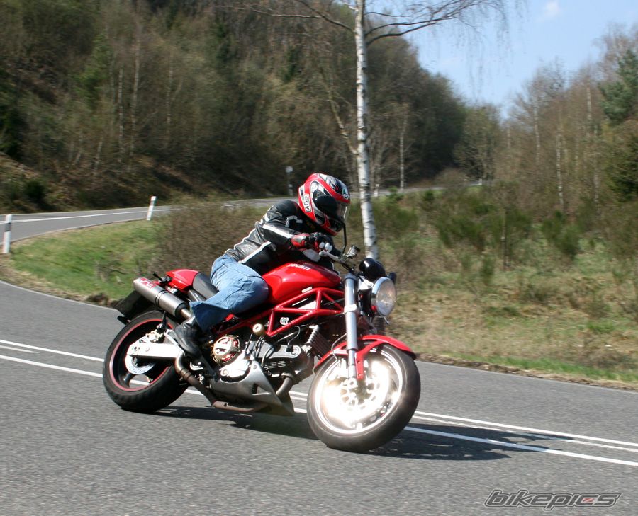 Photo 1688179