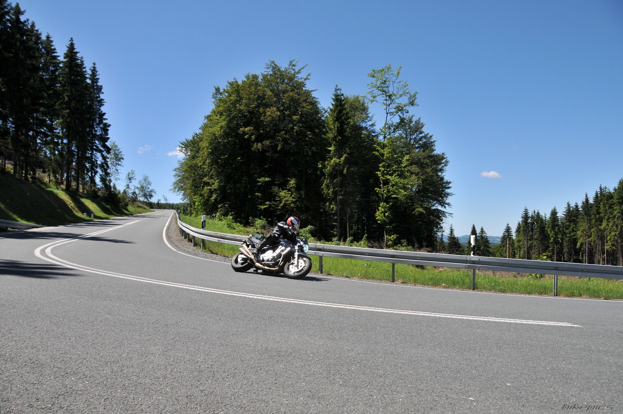 Photo 1688372