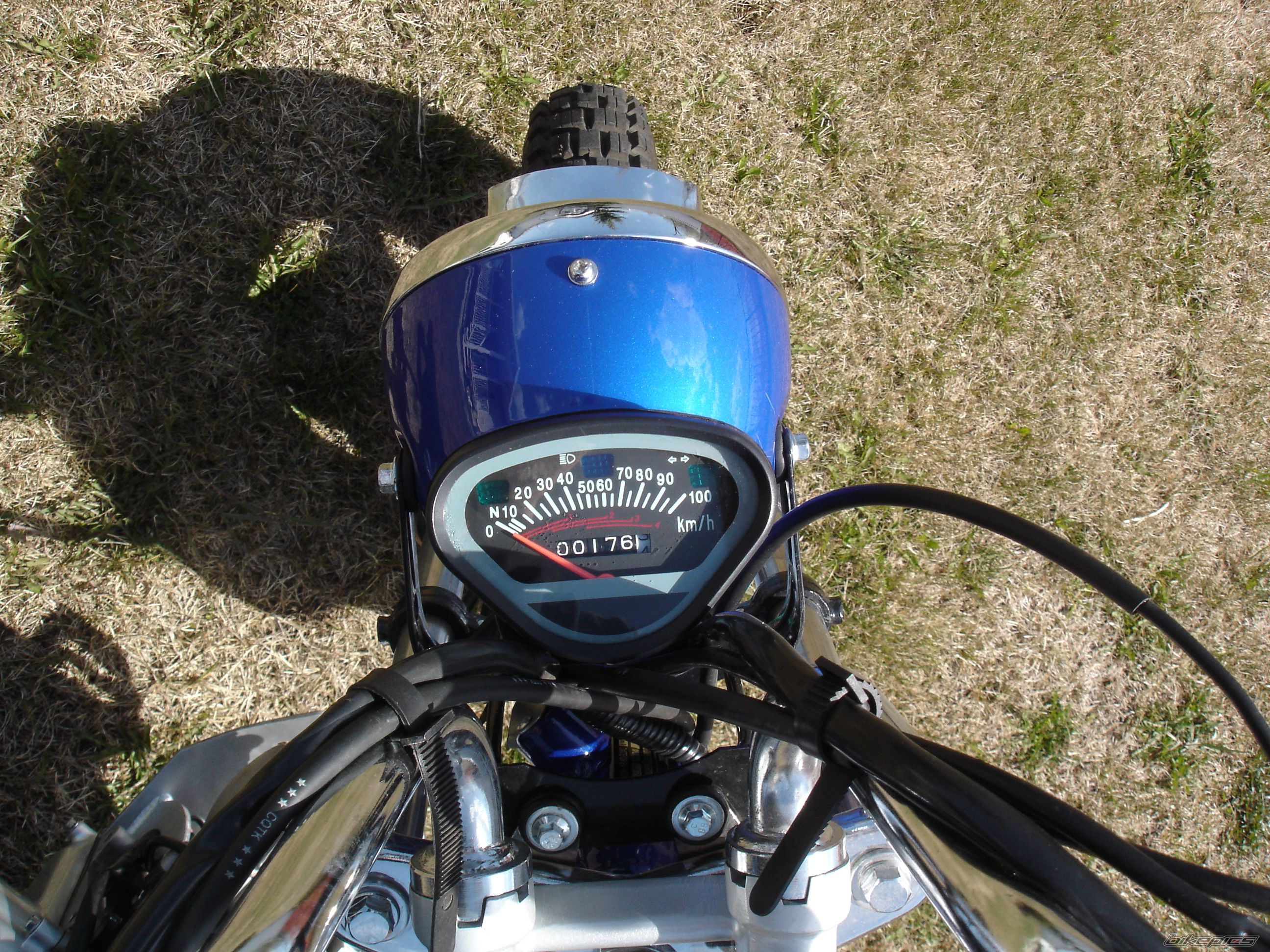 Bike Photo 1688885