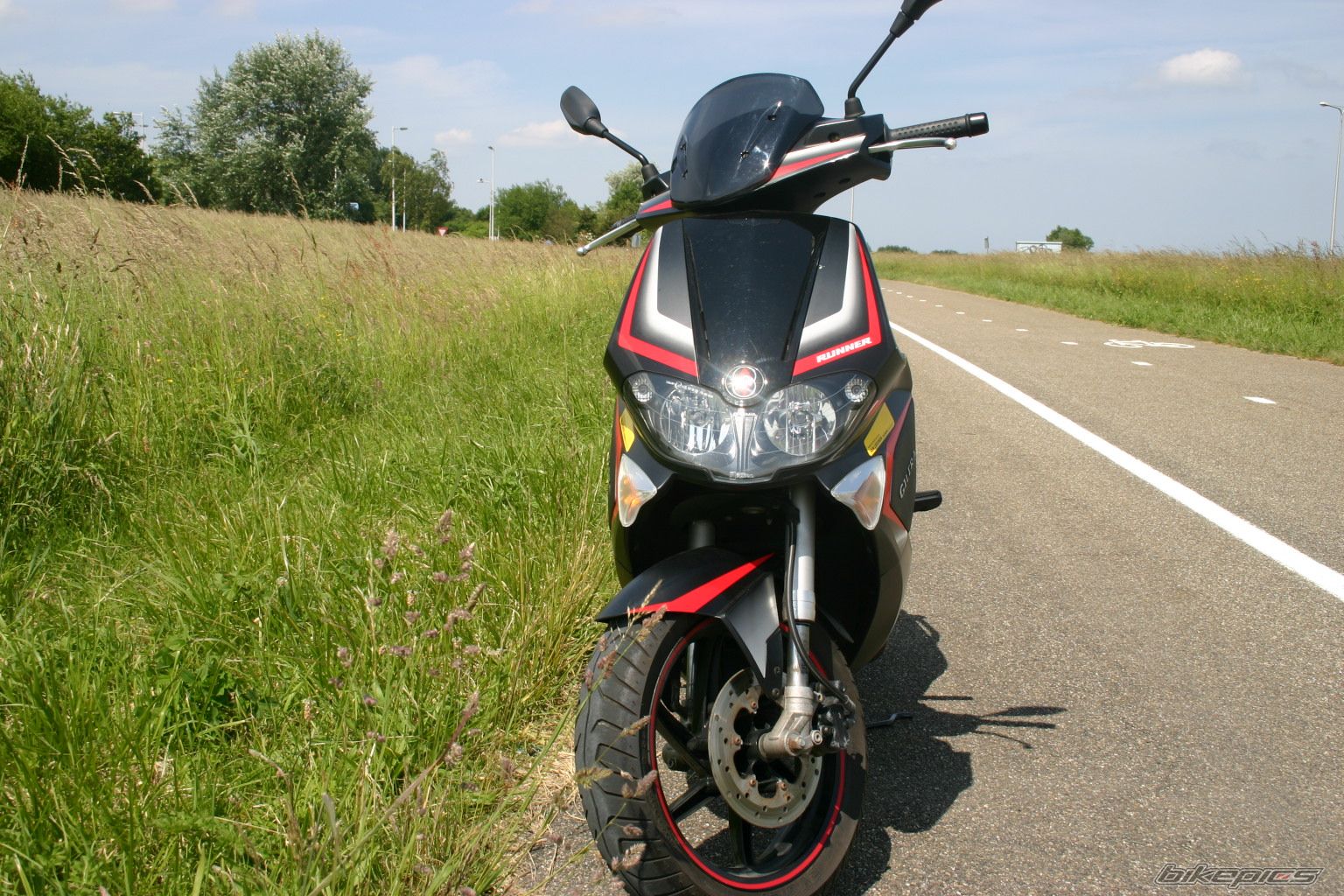 Bike Photo 1689121
