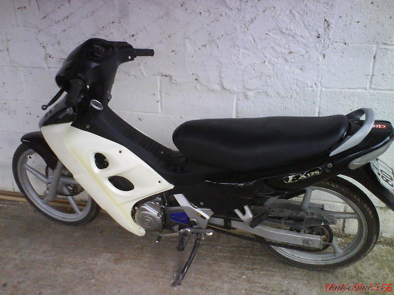Photo 1689292