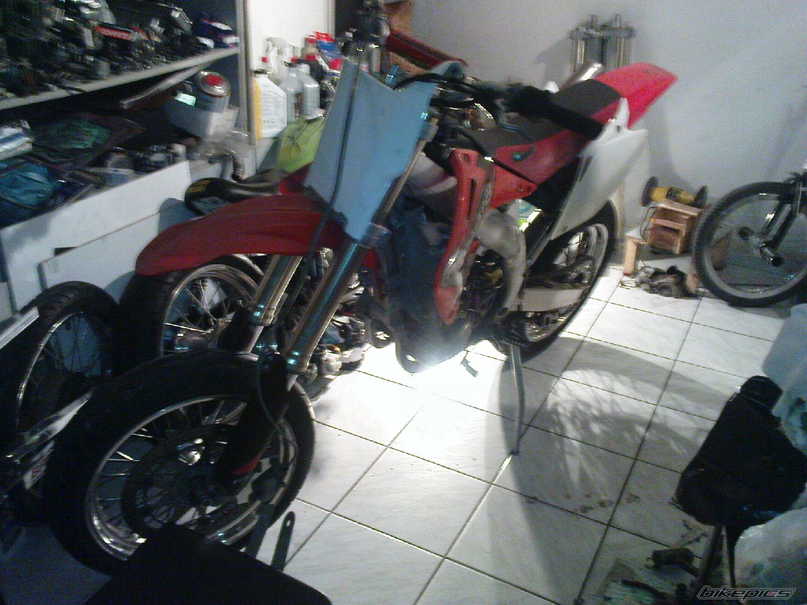 Photo 1689293