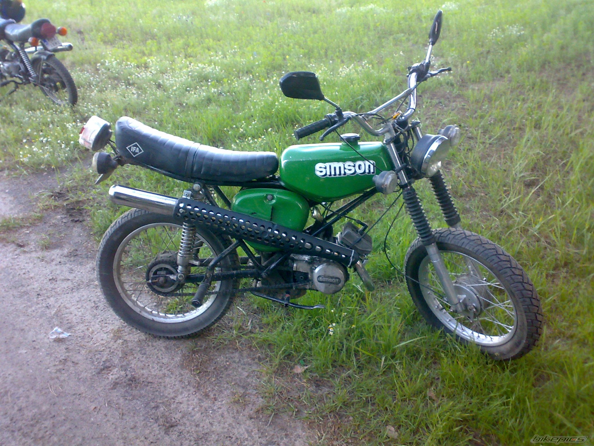 Bike Photo 1689323